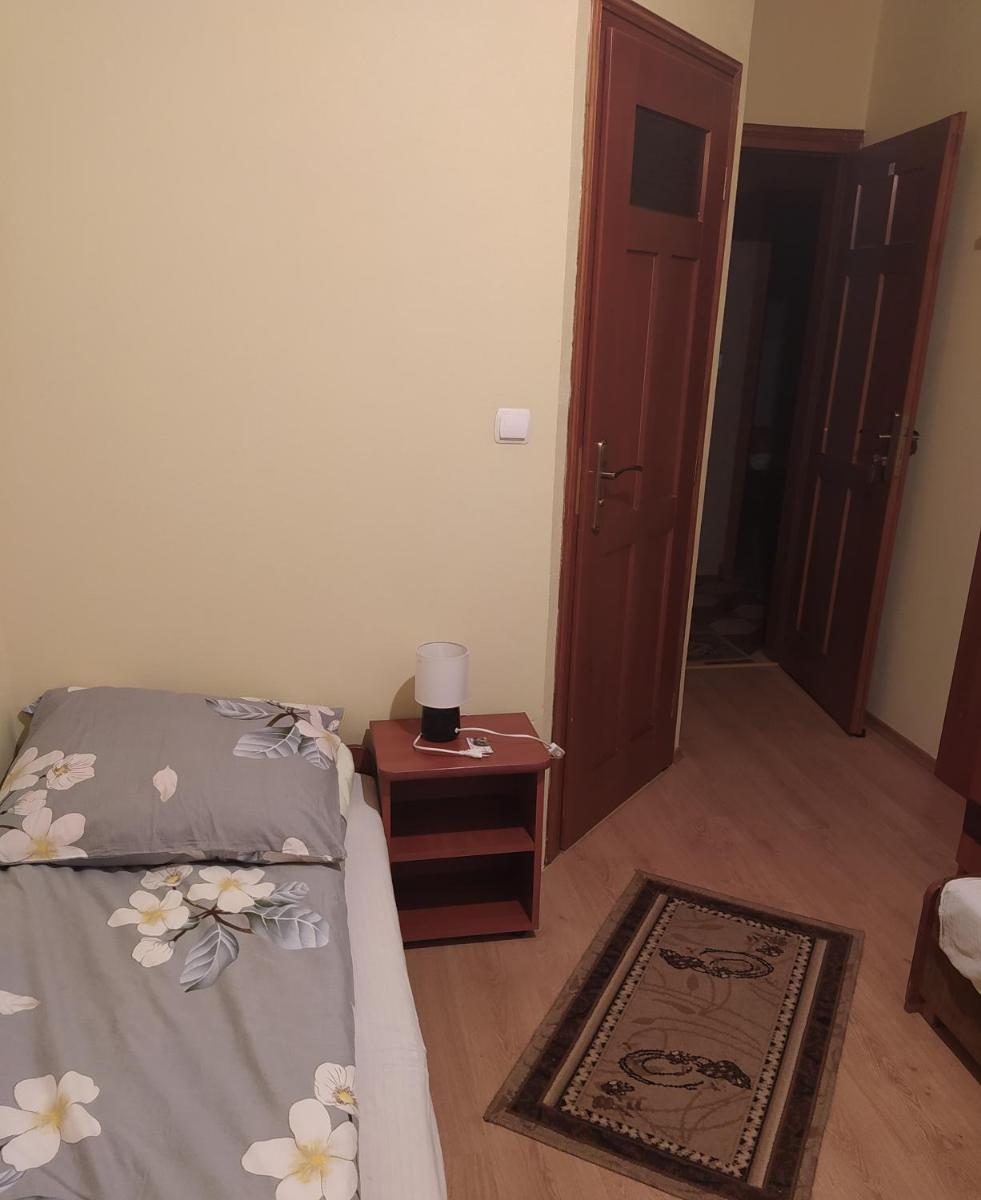 Small Twin Room photo 2
