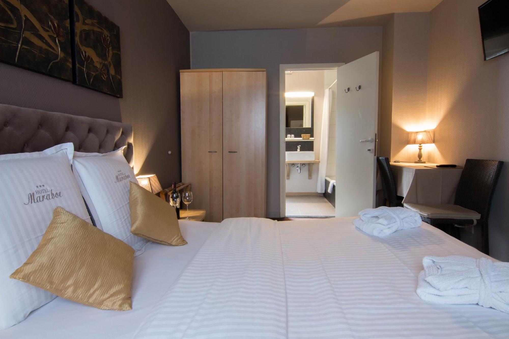 Double Room - Photo 6