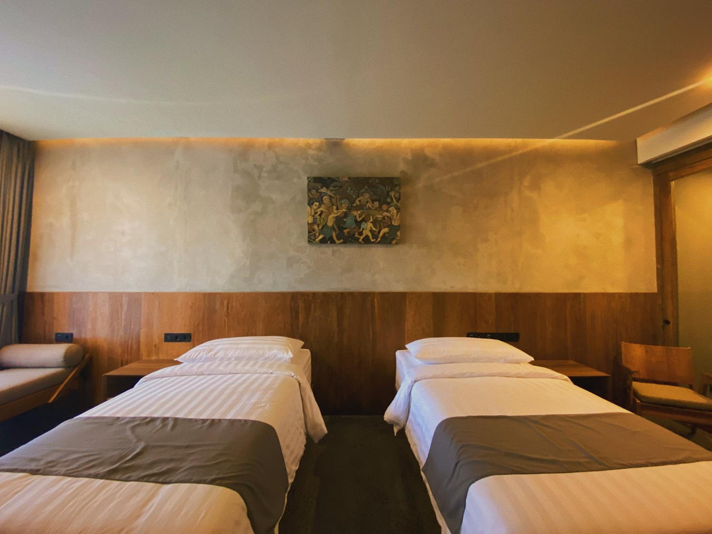 Deluxe Twin Room - Photo 1