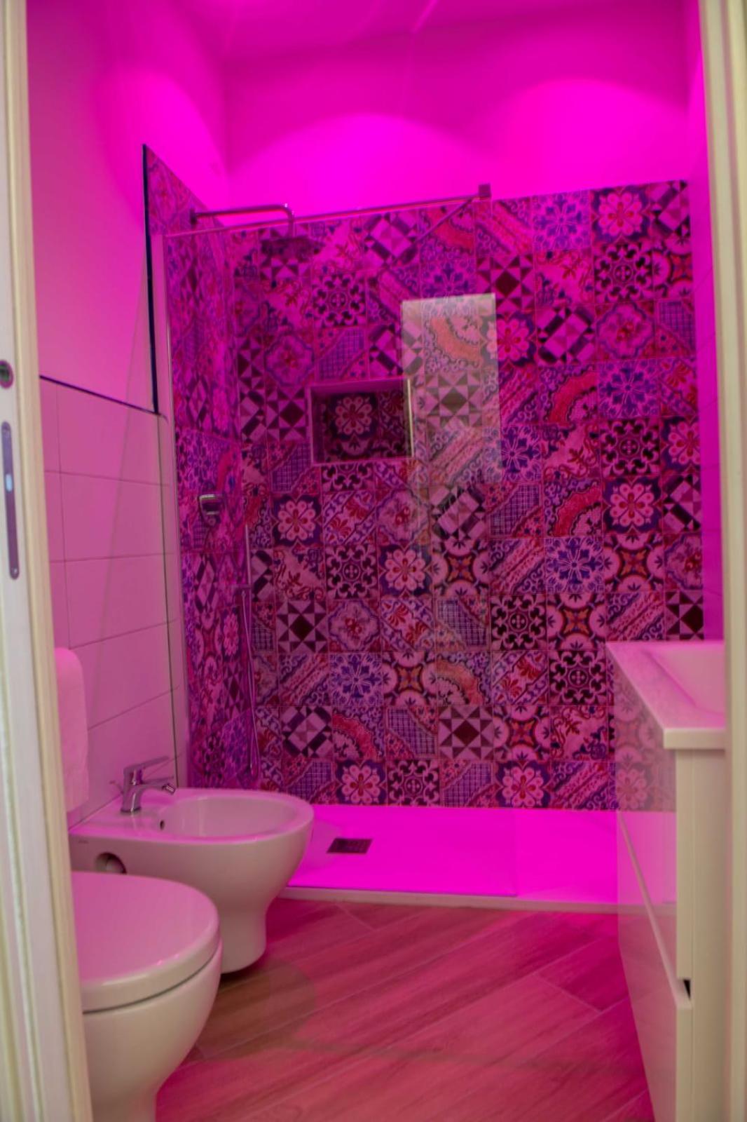 One-Bedroom House - Photo 17