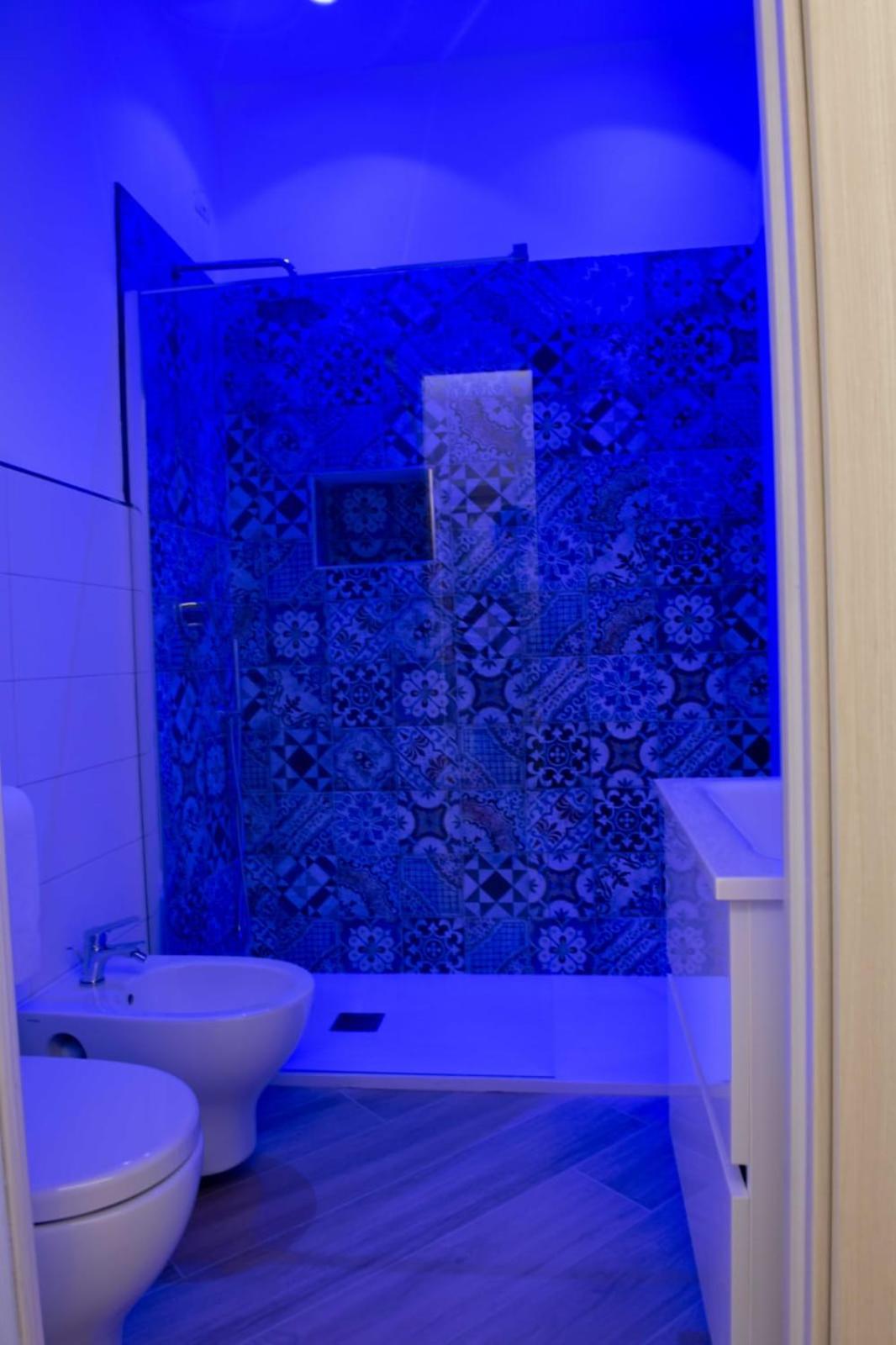 One-Bedroom House - Photo 16