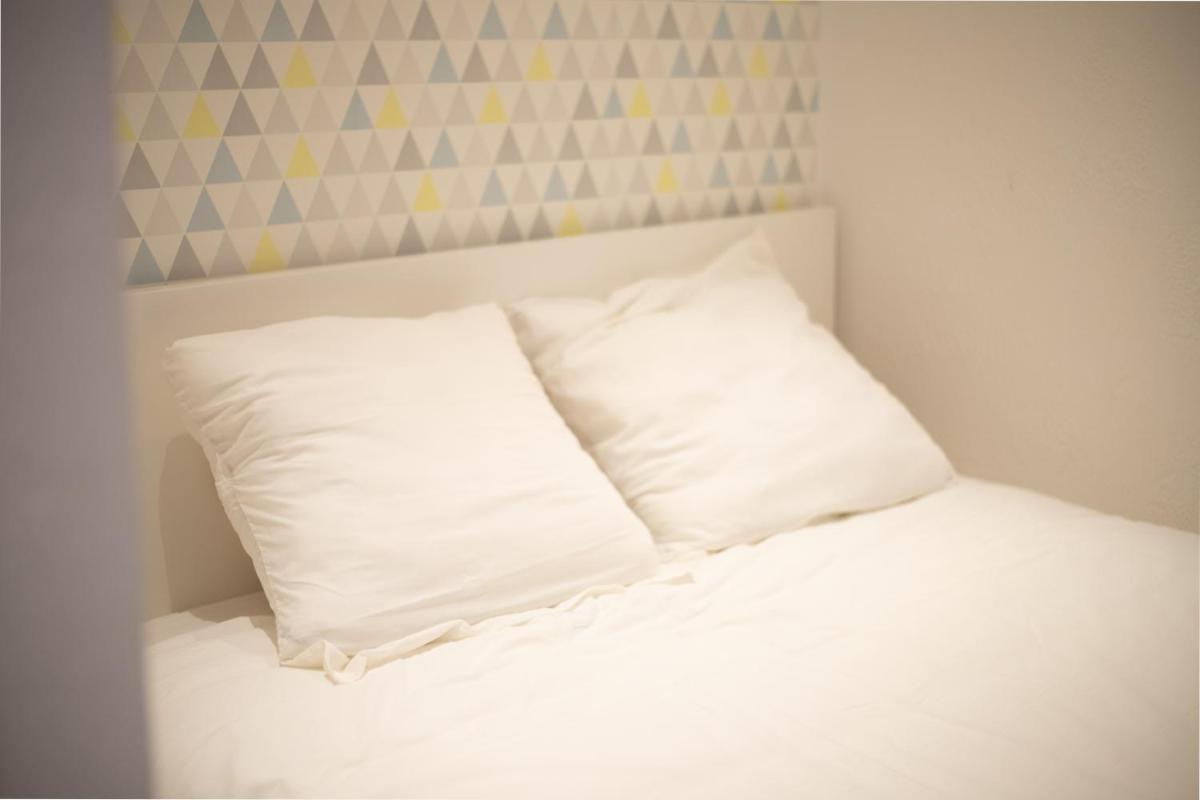 One-Bedroom Apartment - Photo 11