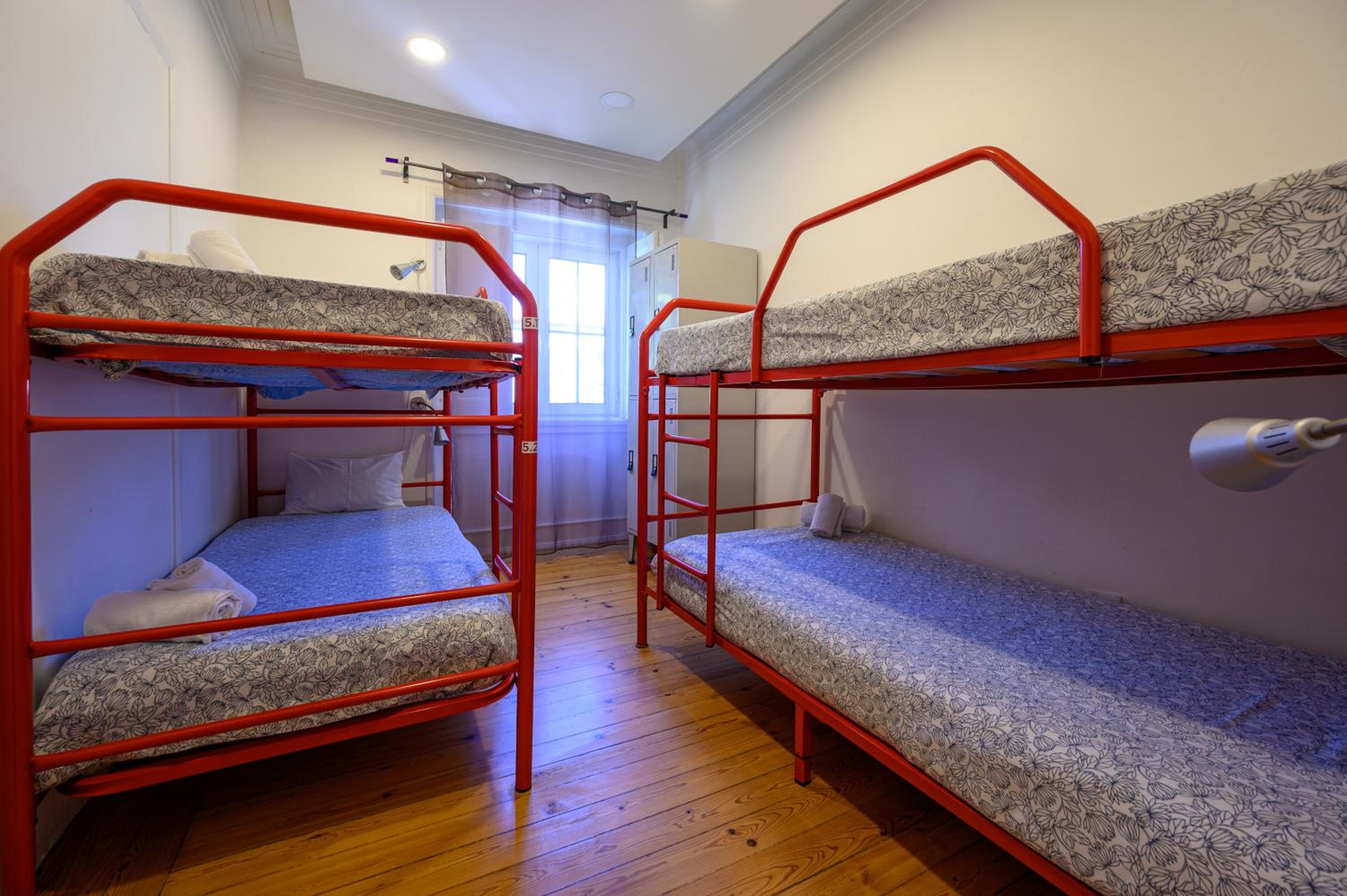 Bunk Bed in Mixed Dormitory Room (4 Adults) photo 2