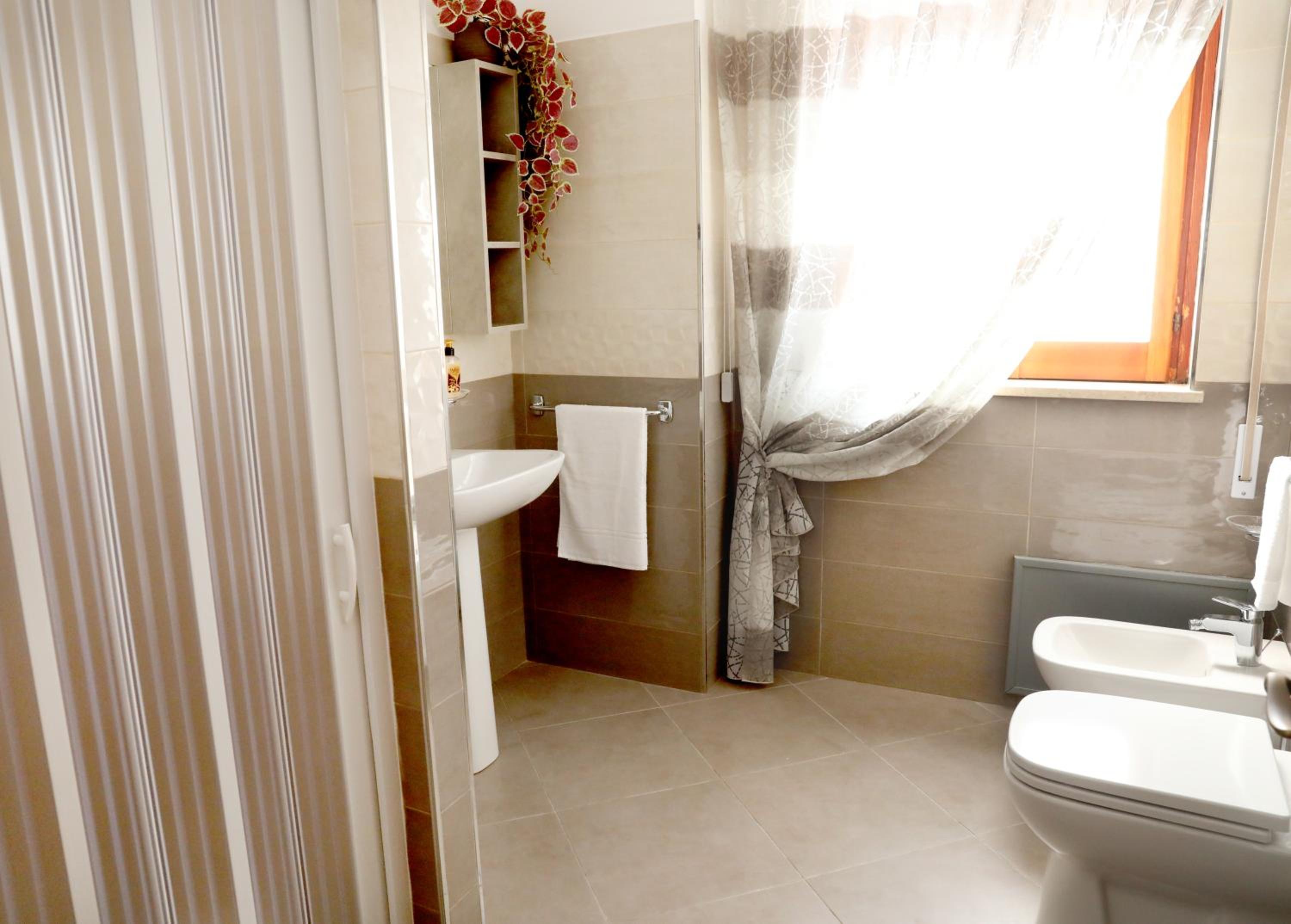 Triple Room with Private External Bathroom photo 3