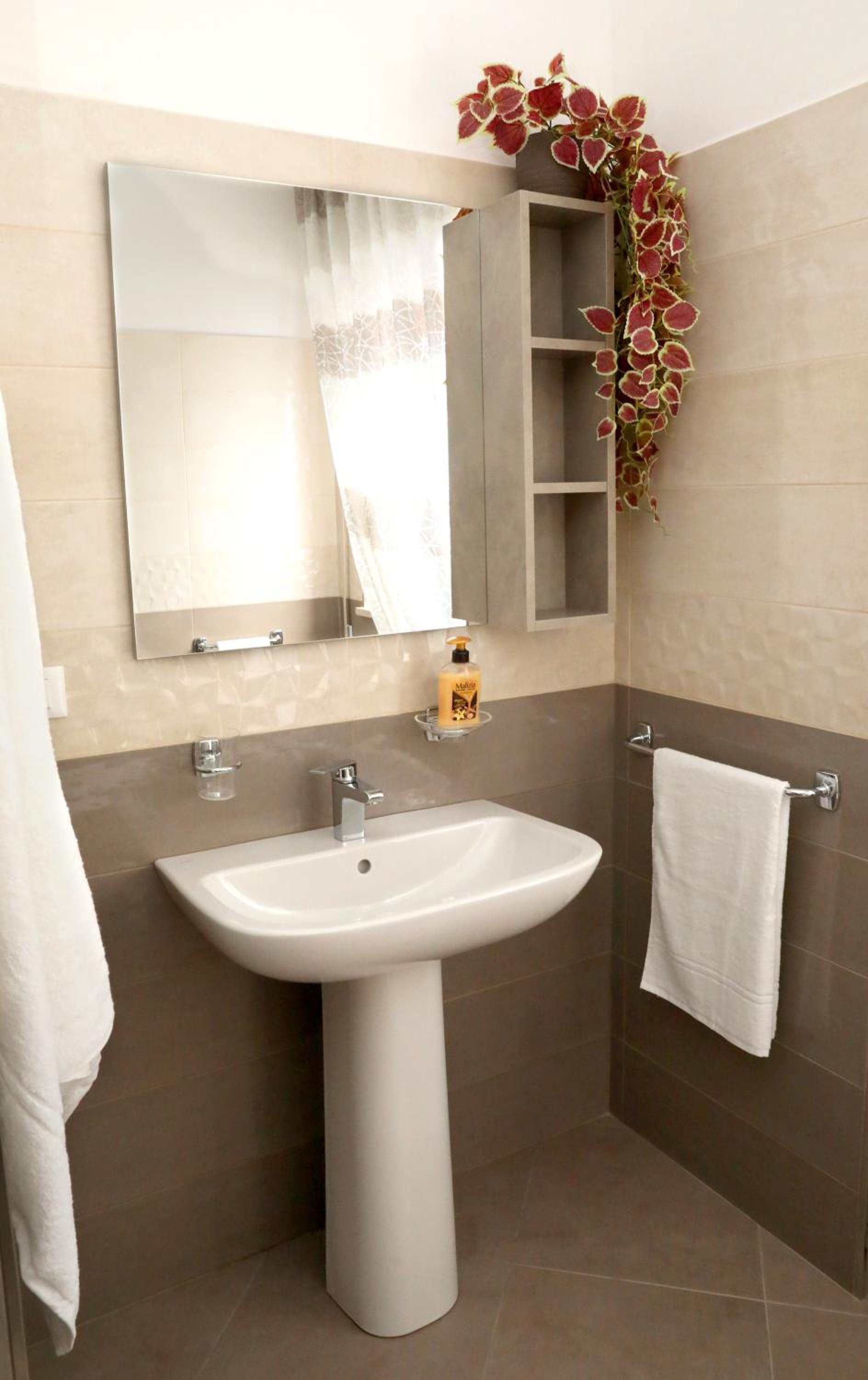 Triple Room with Private External Bathroom photo 2