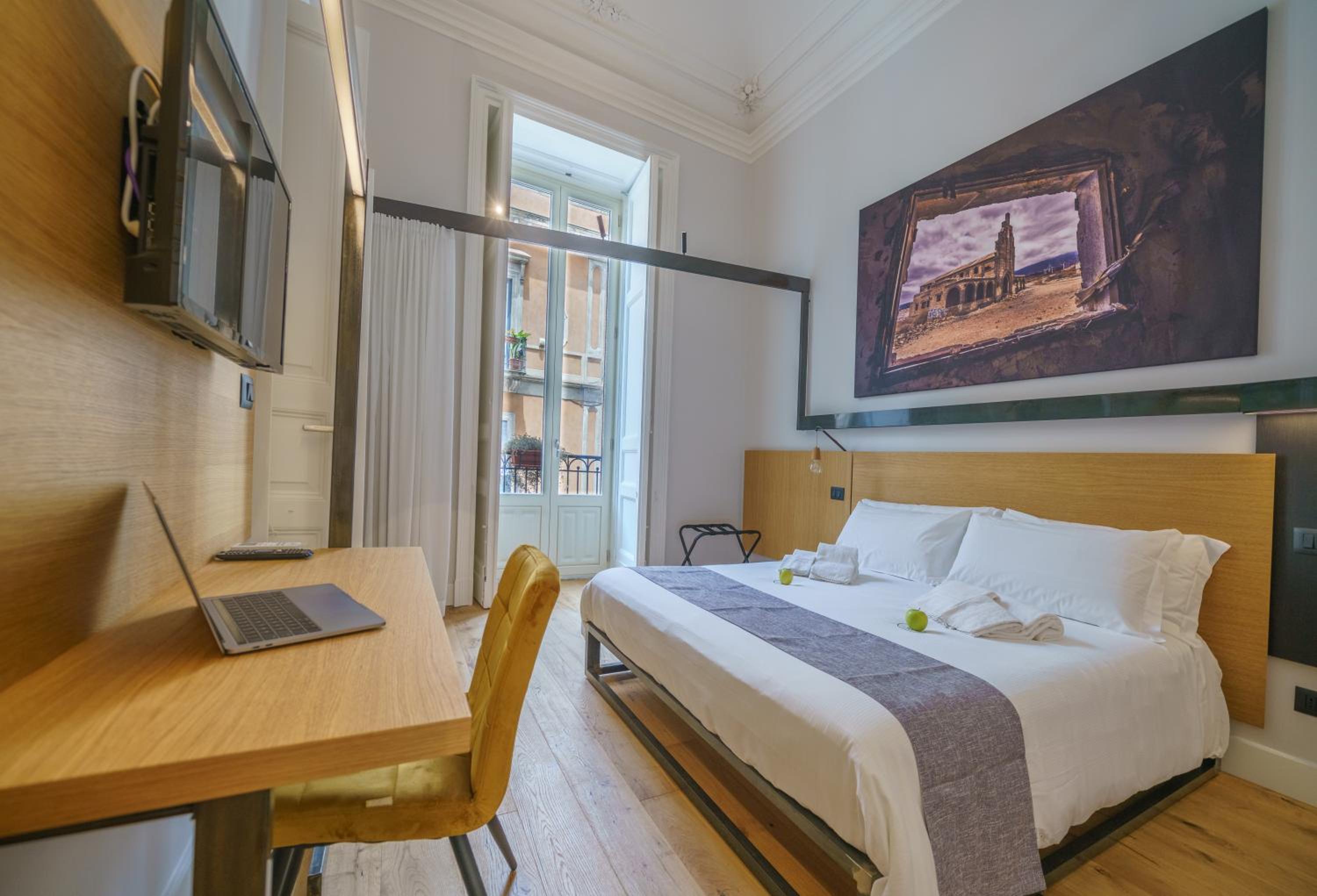 Double Room with Private Bathroom - Photo 5
