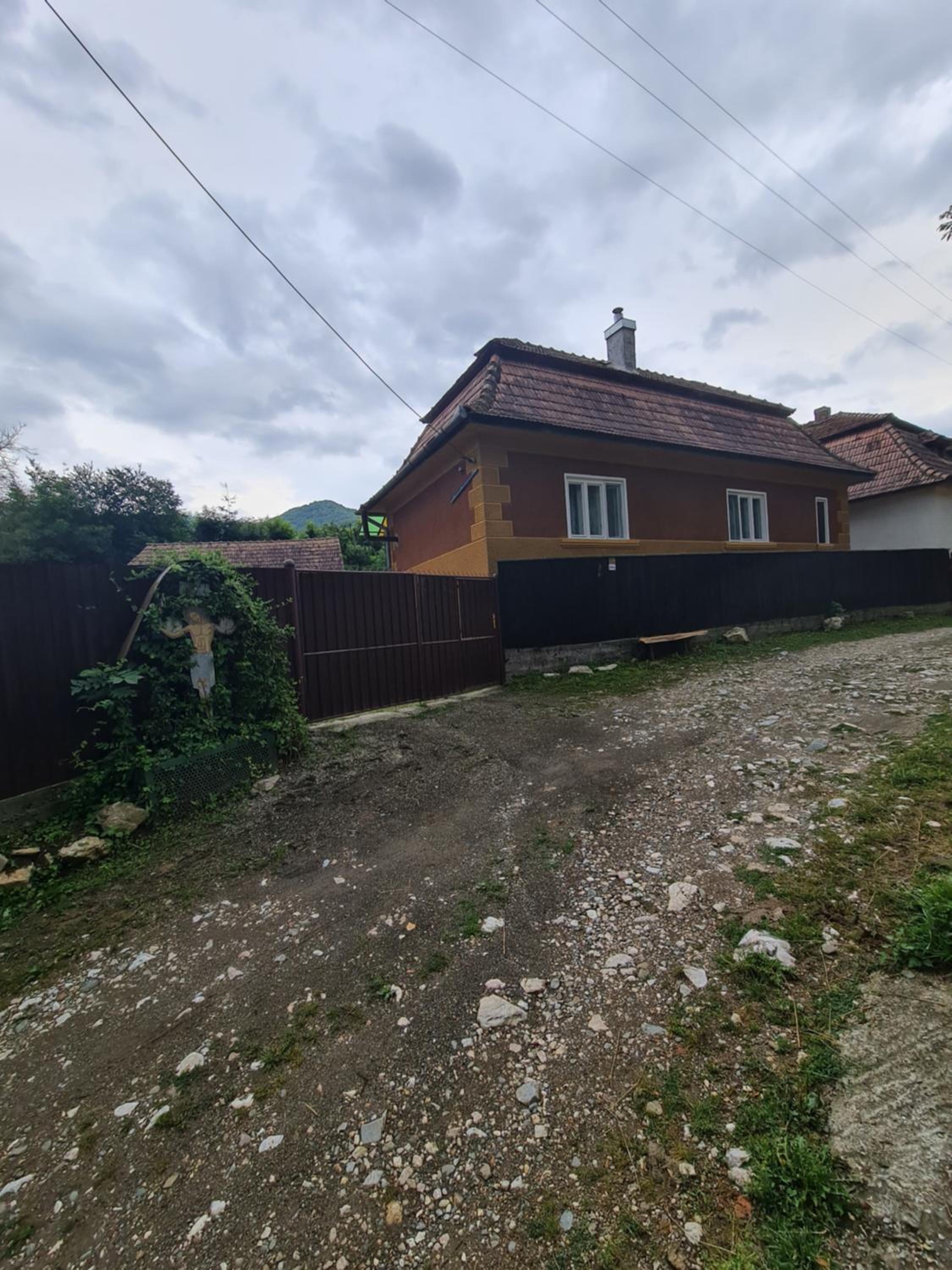Two-Bedroom House - Photo 13