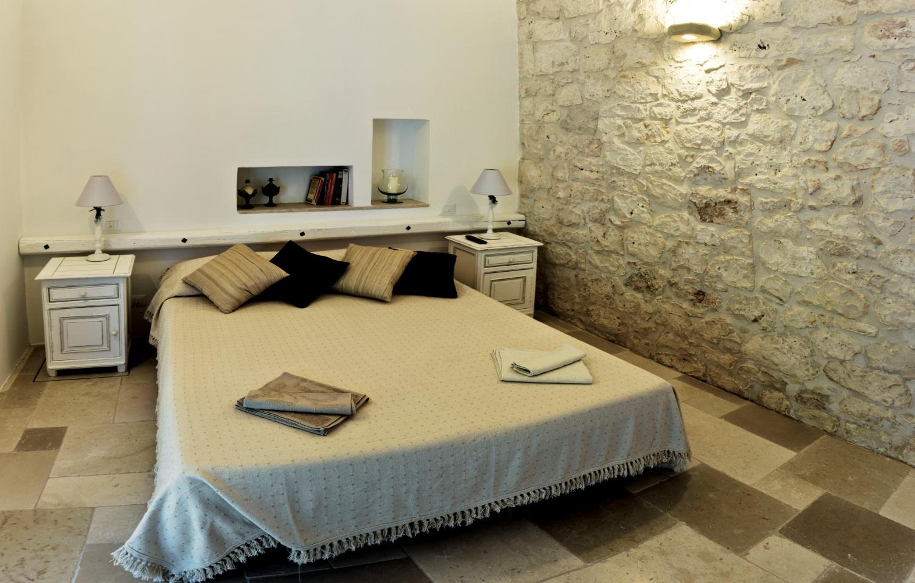 Deluxe Double or Twin Room with Garden View photo 1