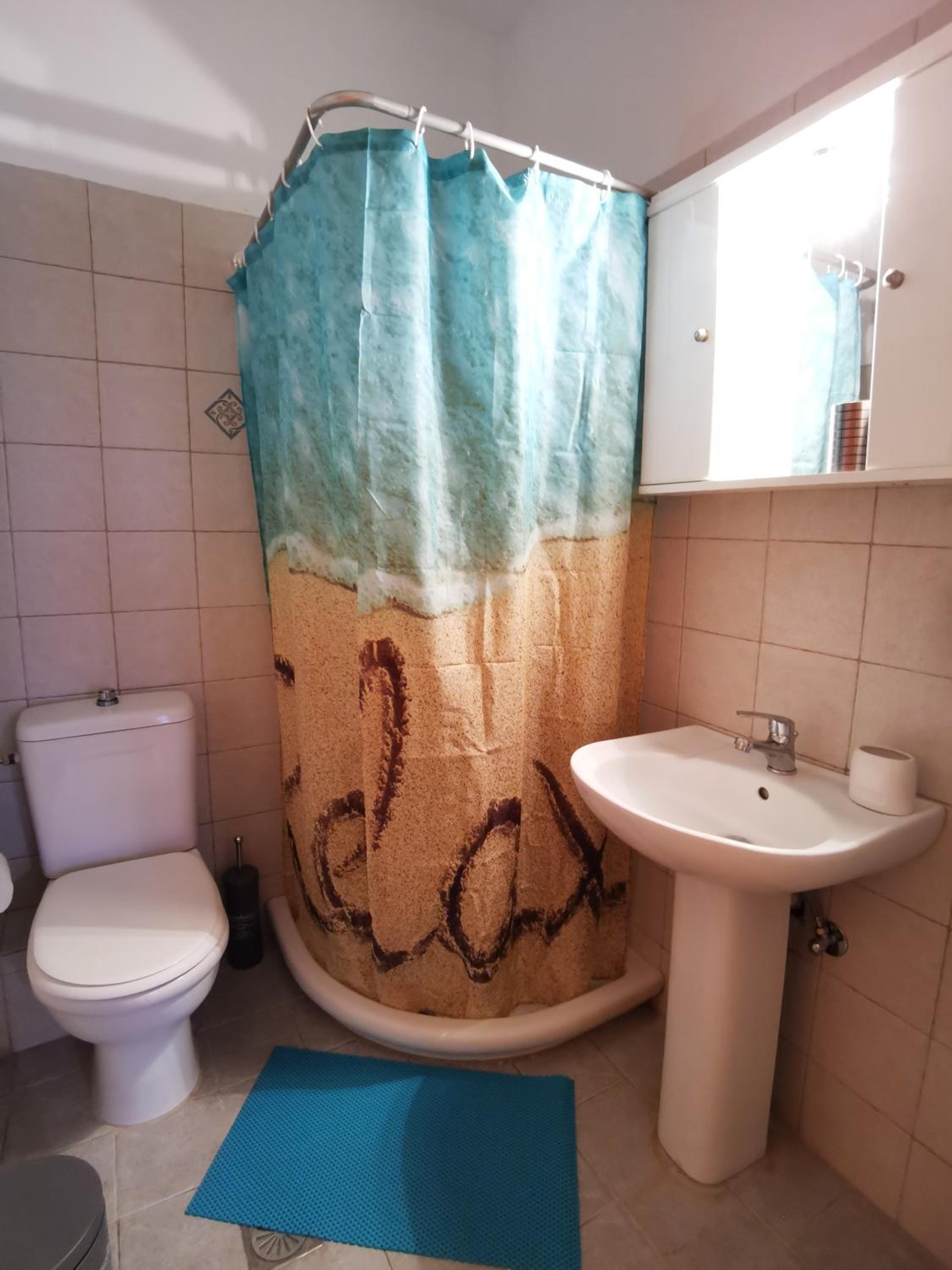 Studio Apartment photo 2