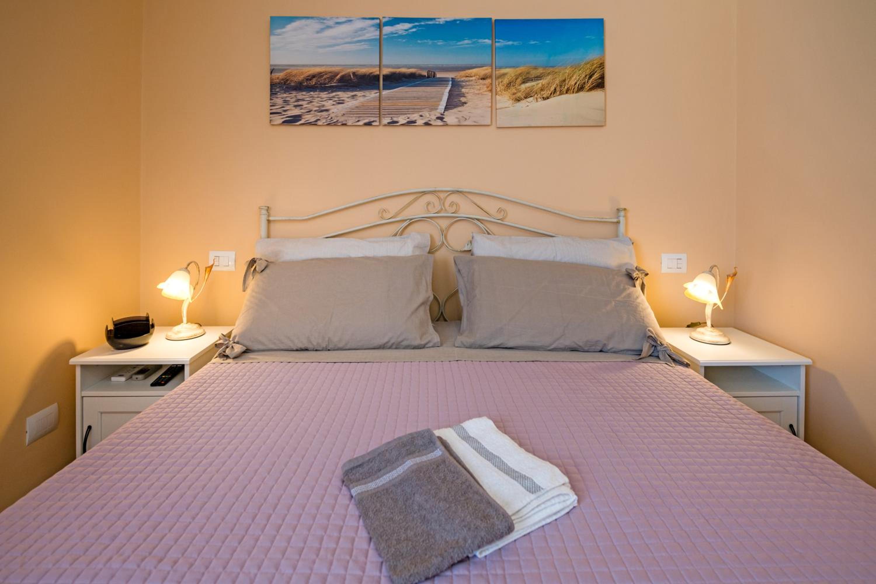 Villa photo 2