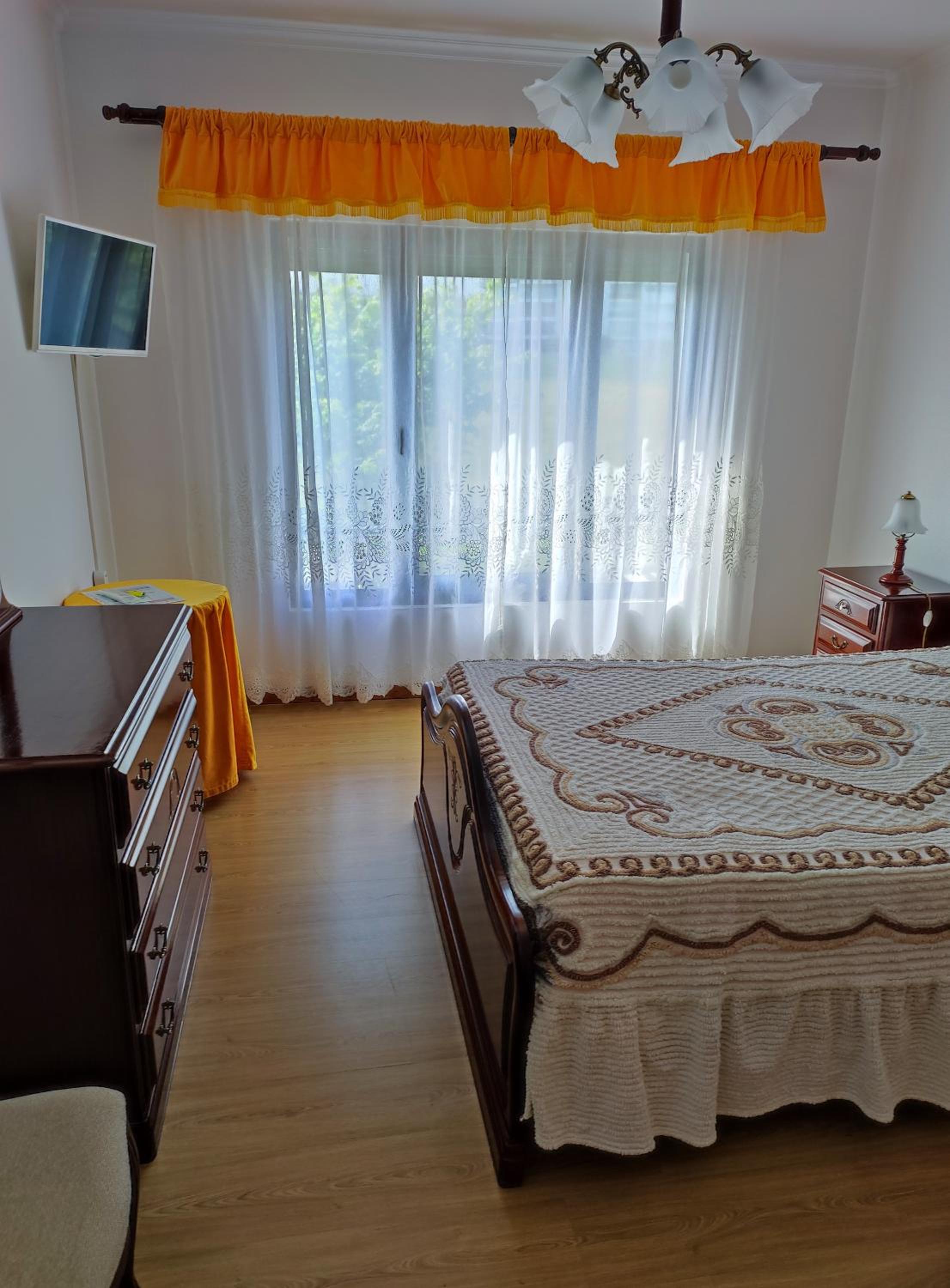 Double Room with Private Bathroom - Photo 1