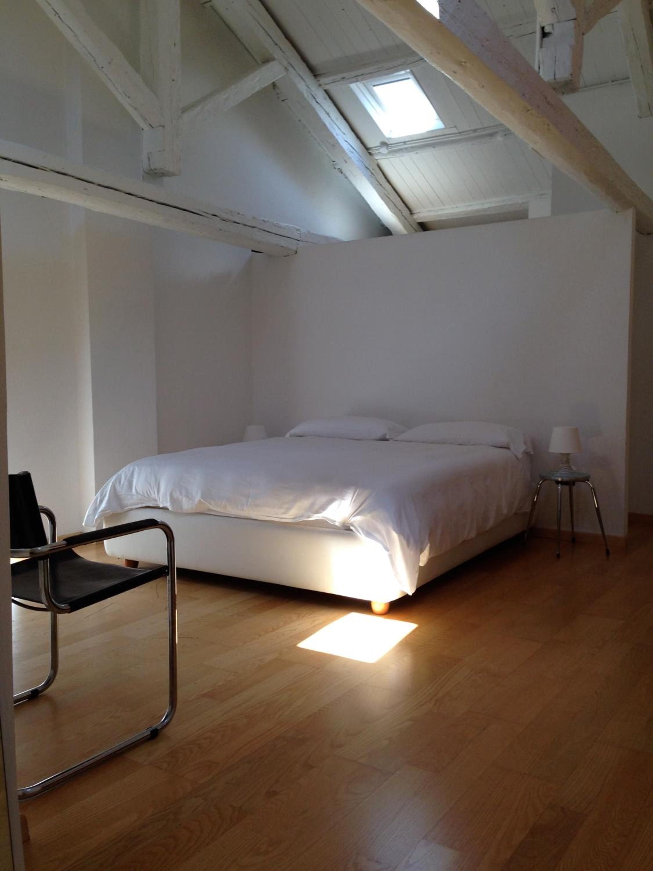 Apartment - Photo 8