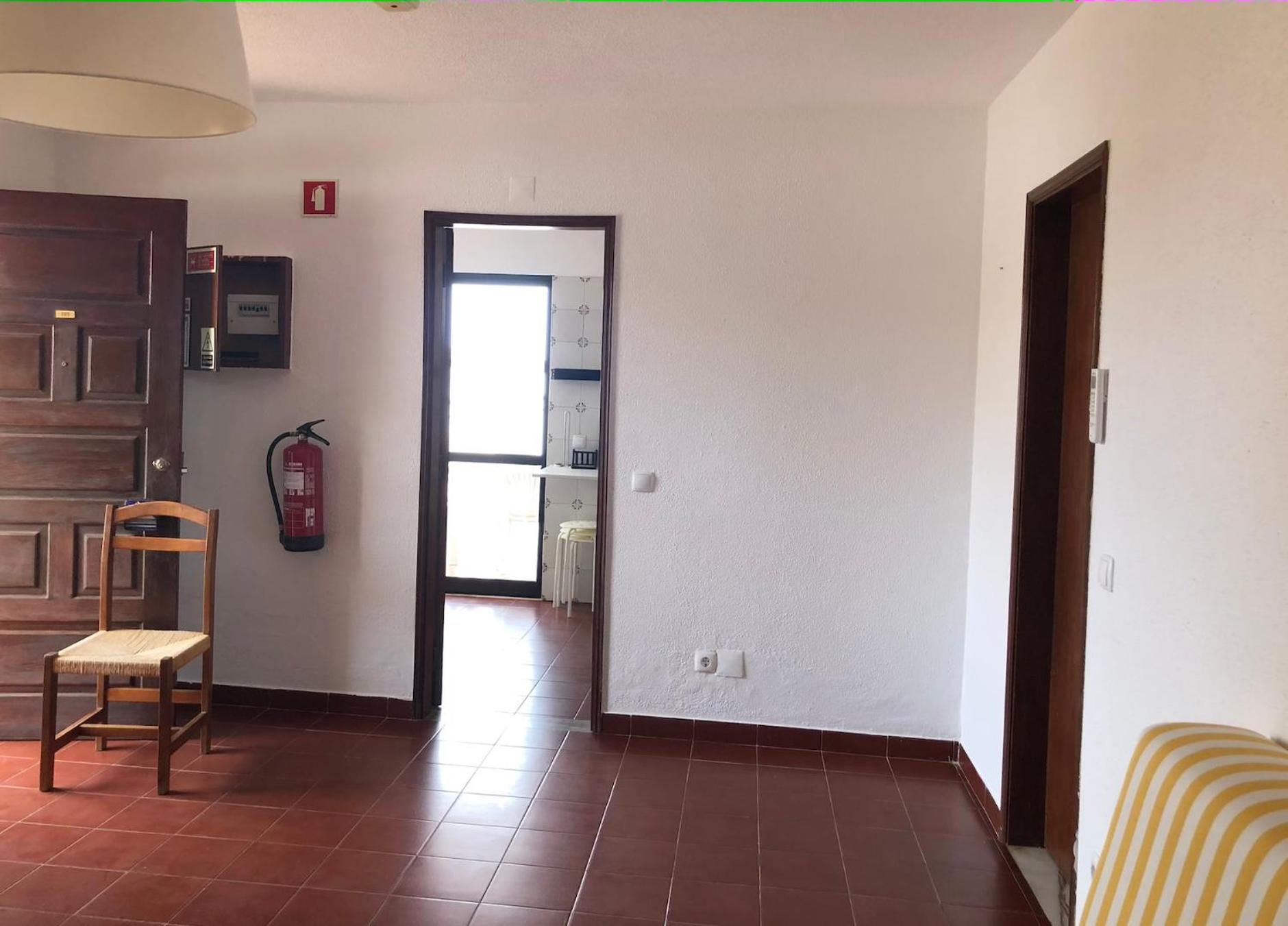 Two-Bedroom Apartment - Photo 31