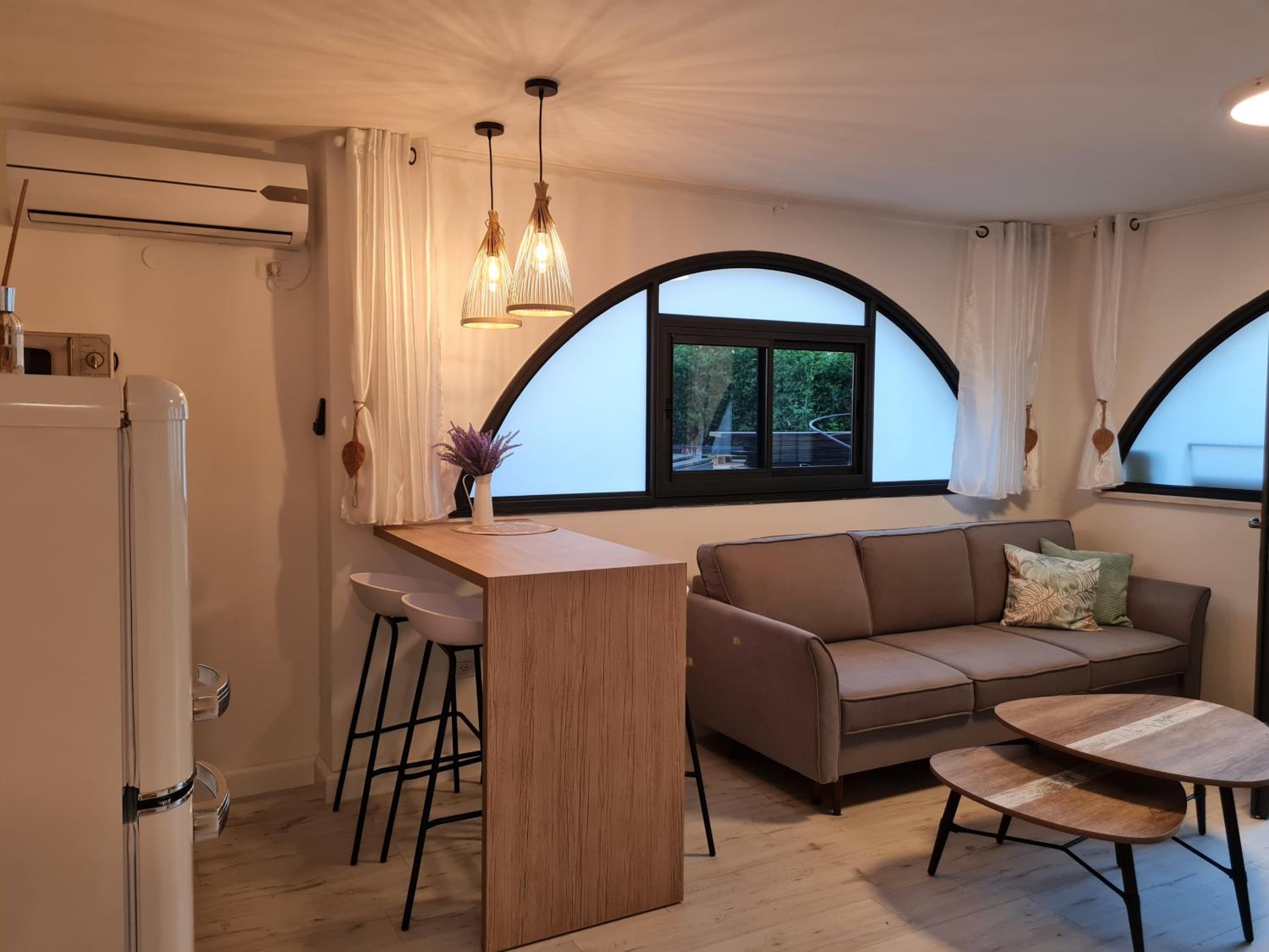One-Bedroom Apartment - Photo 30