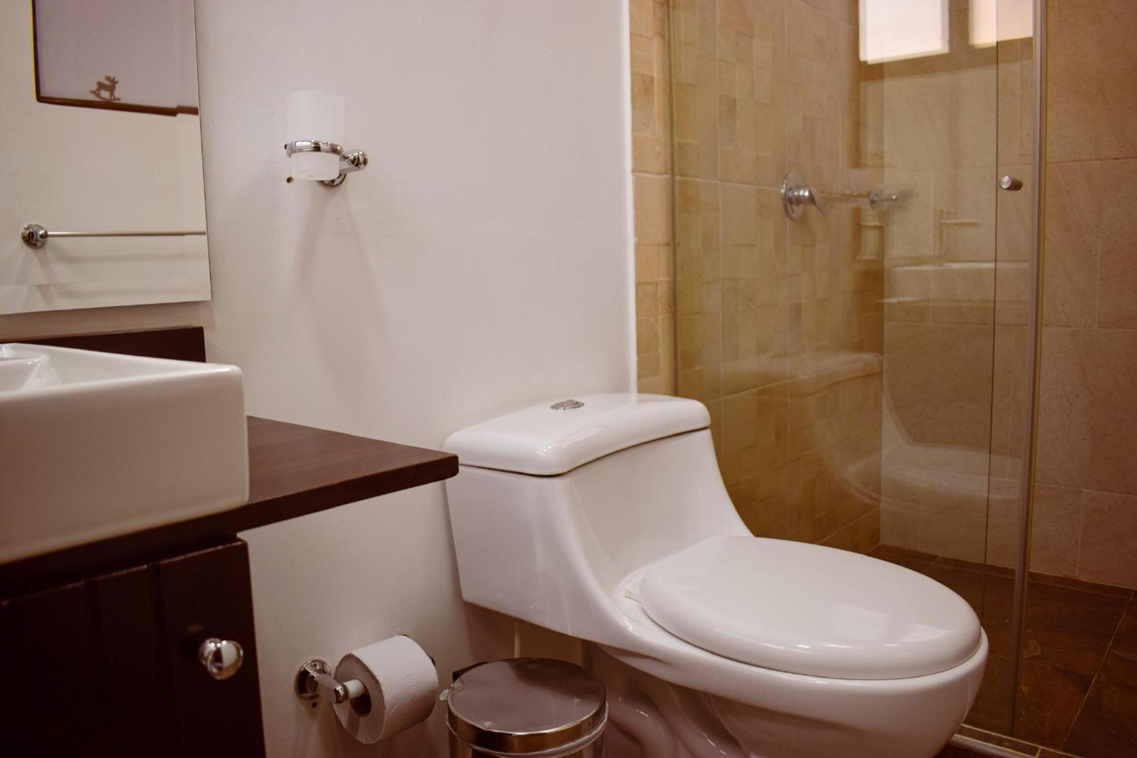 Deluxe King Room photo 2