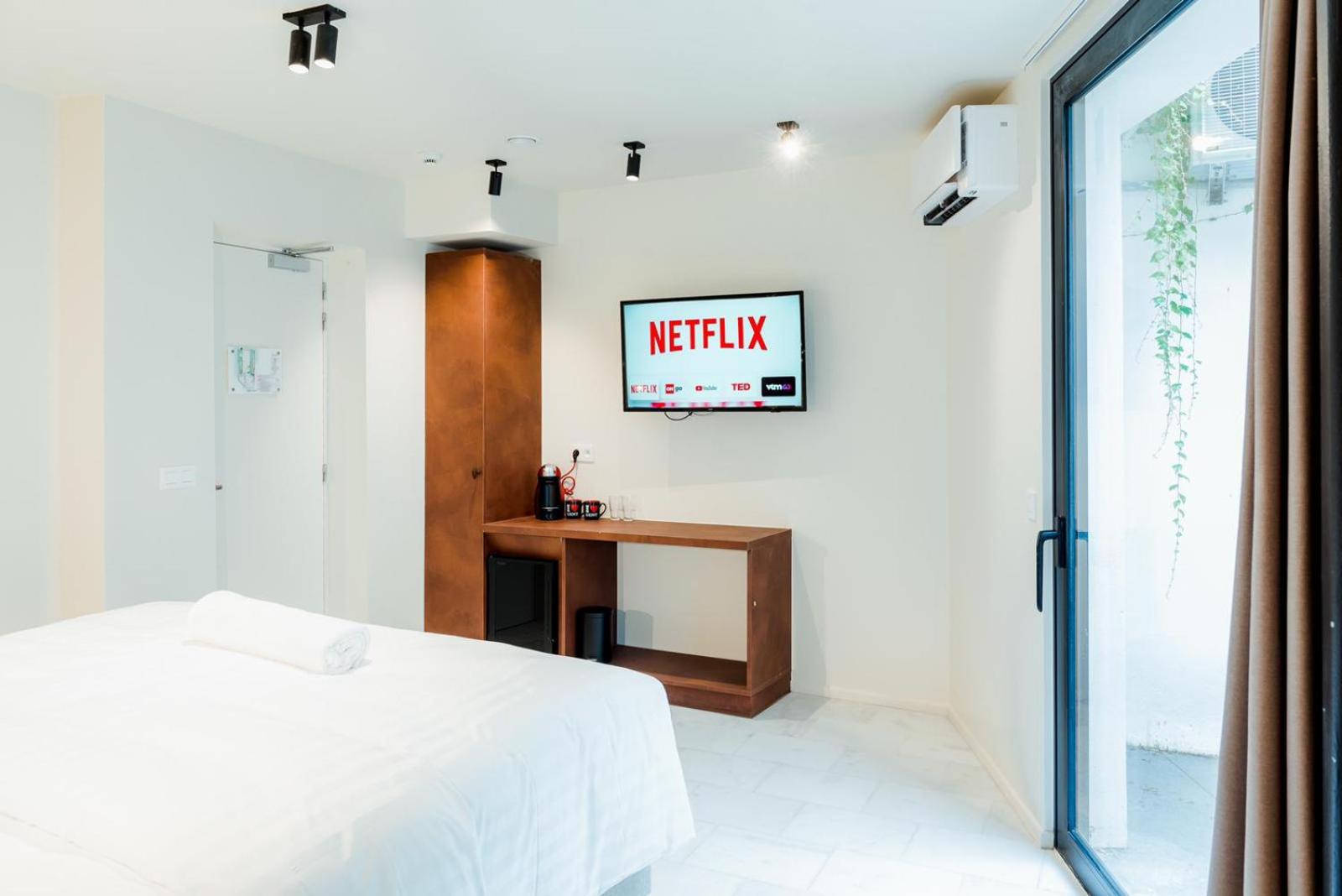 Terrace Room - Photo 1