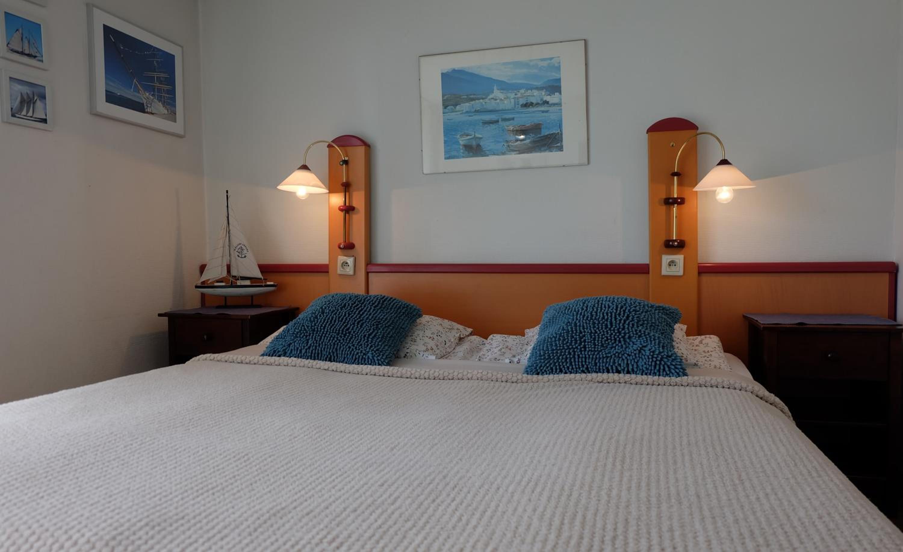 Double Room with Extra Bed photo 3
