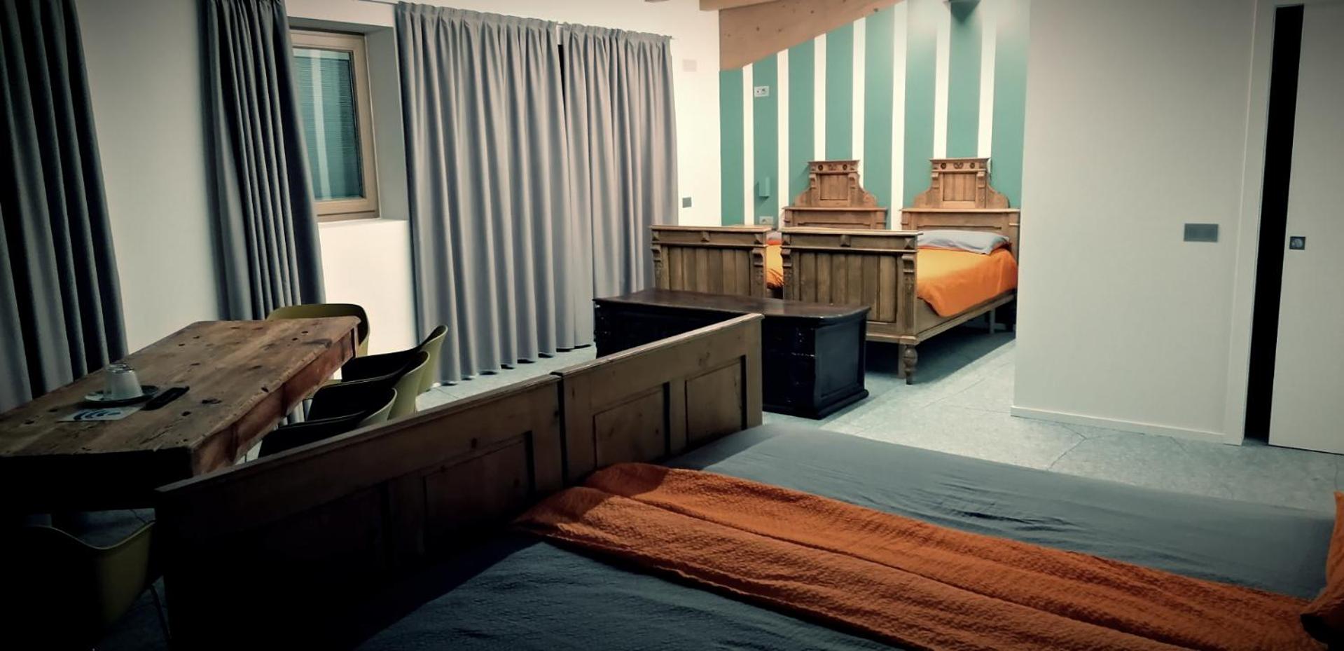 Deluxe Quadruple Room photo 2