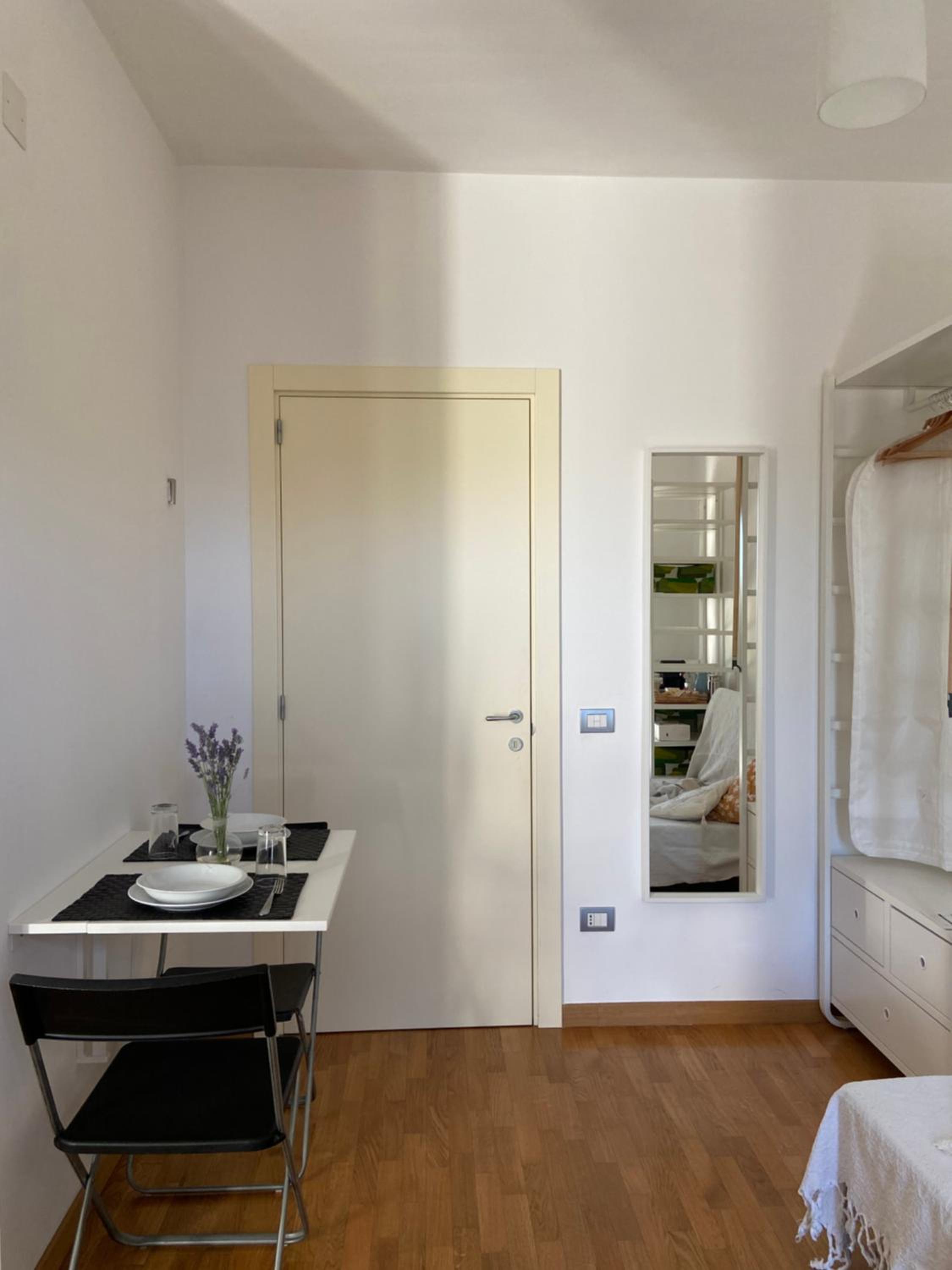 Deluxe Double Room (2 Adults + 1 Child) photo 3