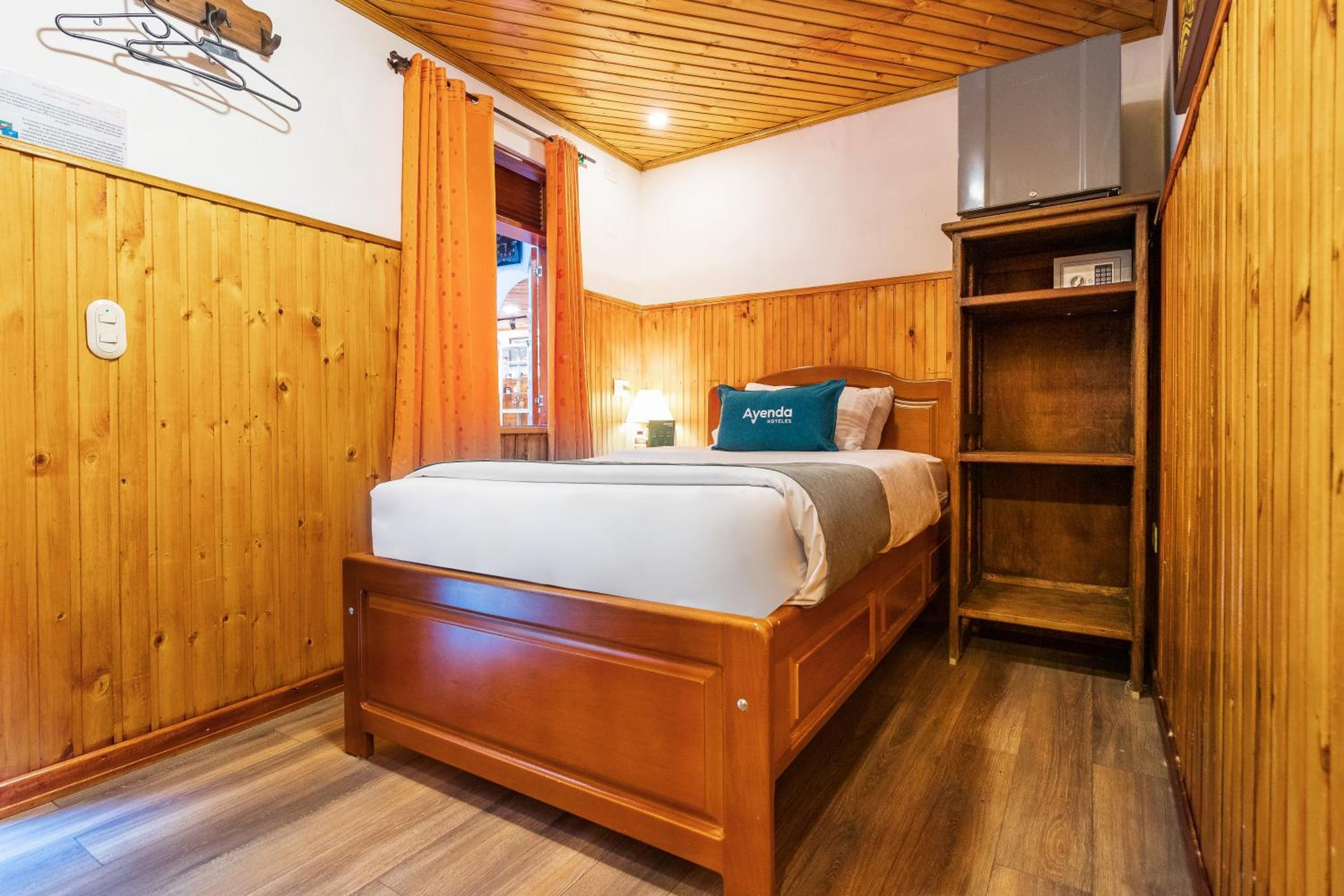 Economy Single Room
