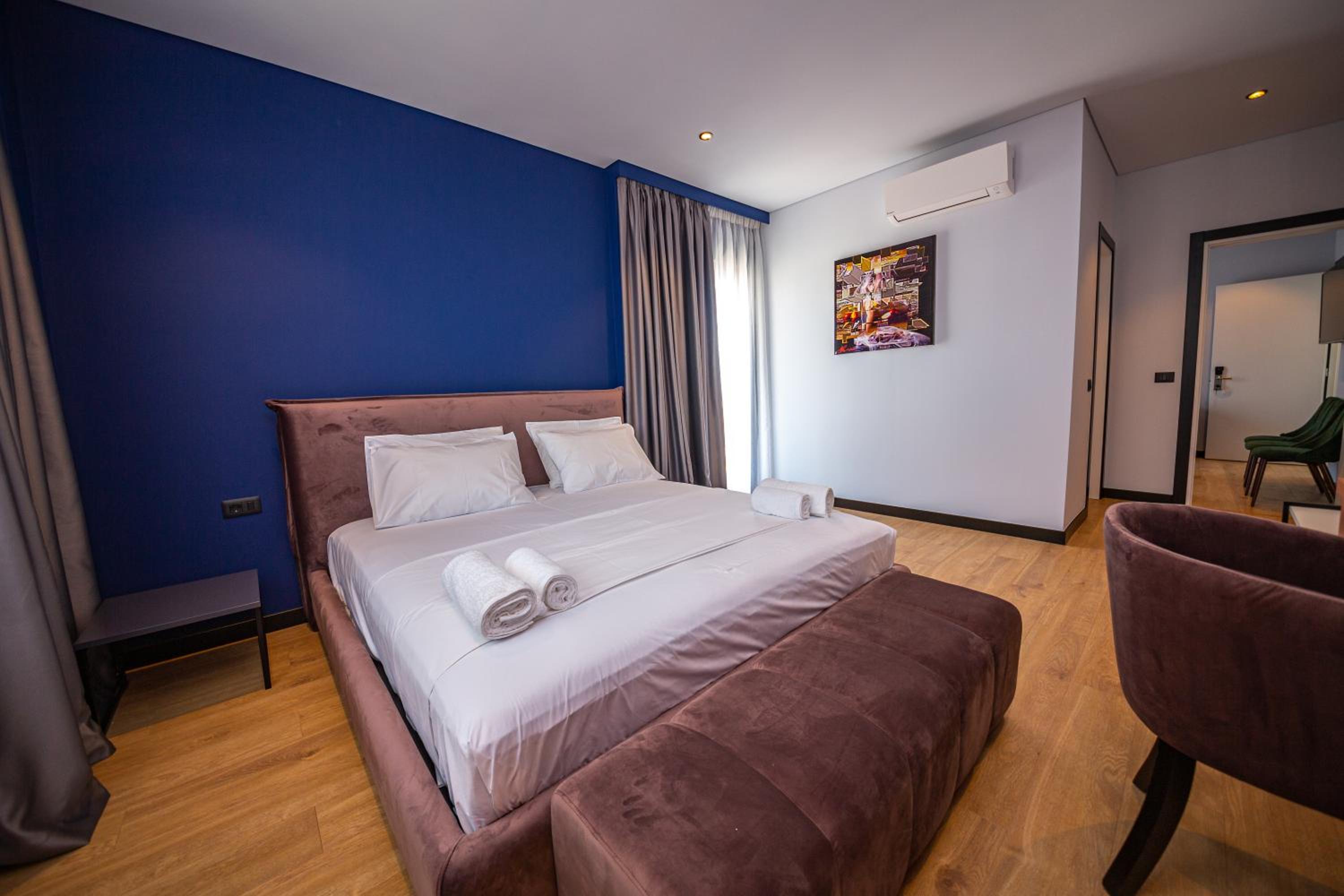 One-Bedroom Apartment with Balcony and Sea View (3 Adults) photo 1