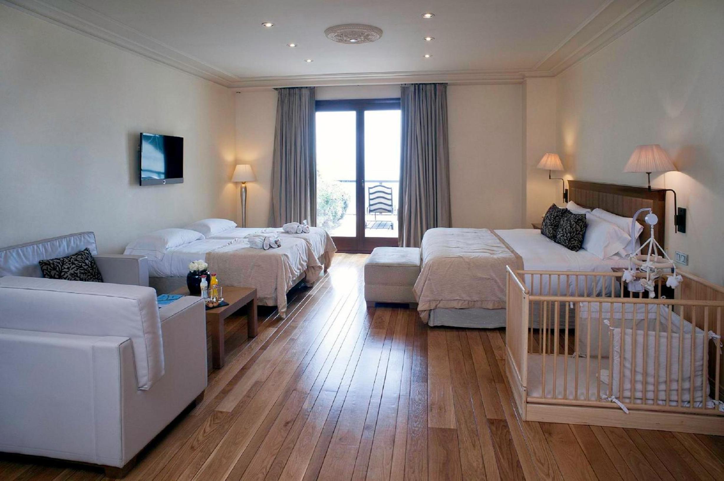 Habitación Familiar (2 Adultos + 2 Niños)