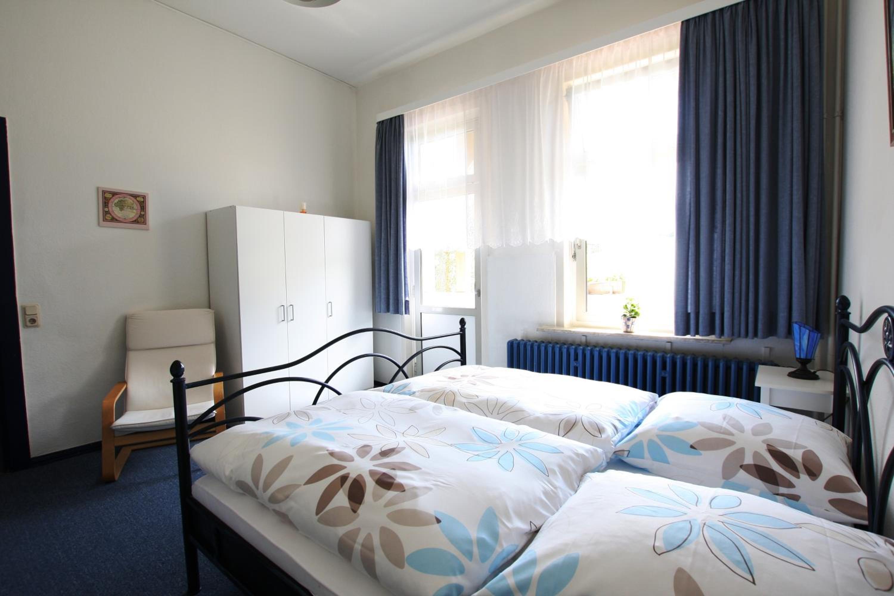 Double Room with Shared Shower and Toilet photo 3
