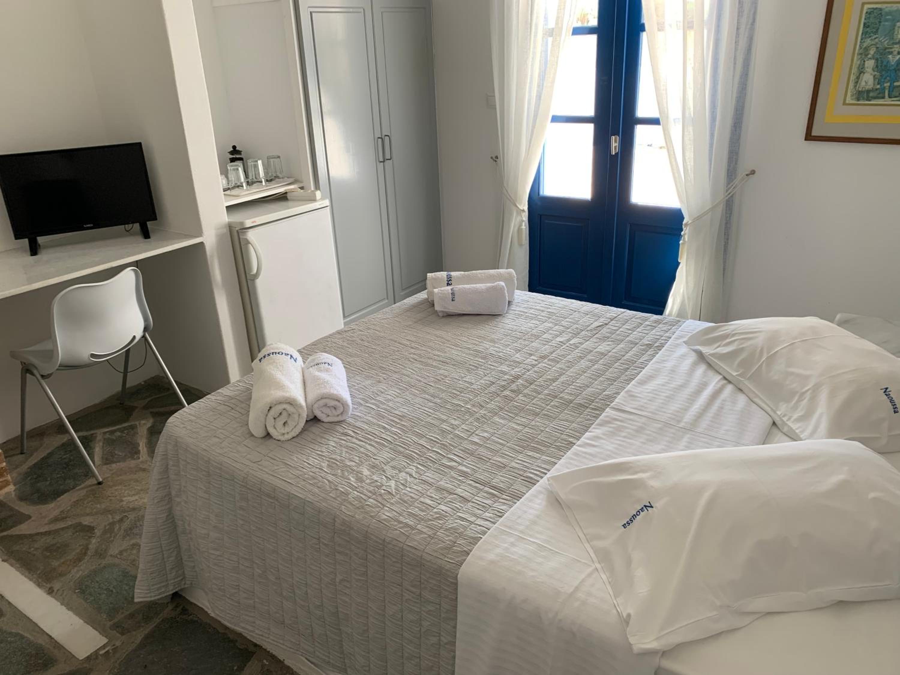 Deluxe Triple Room with Sea View