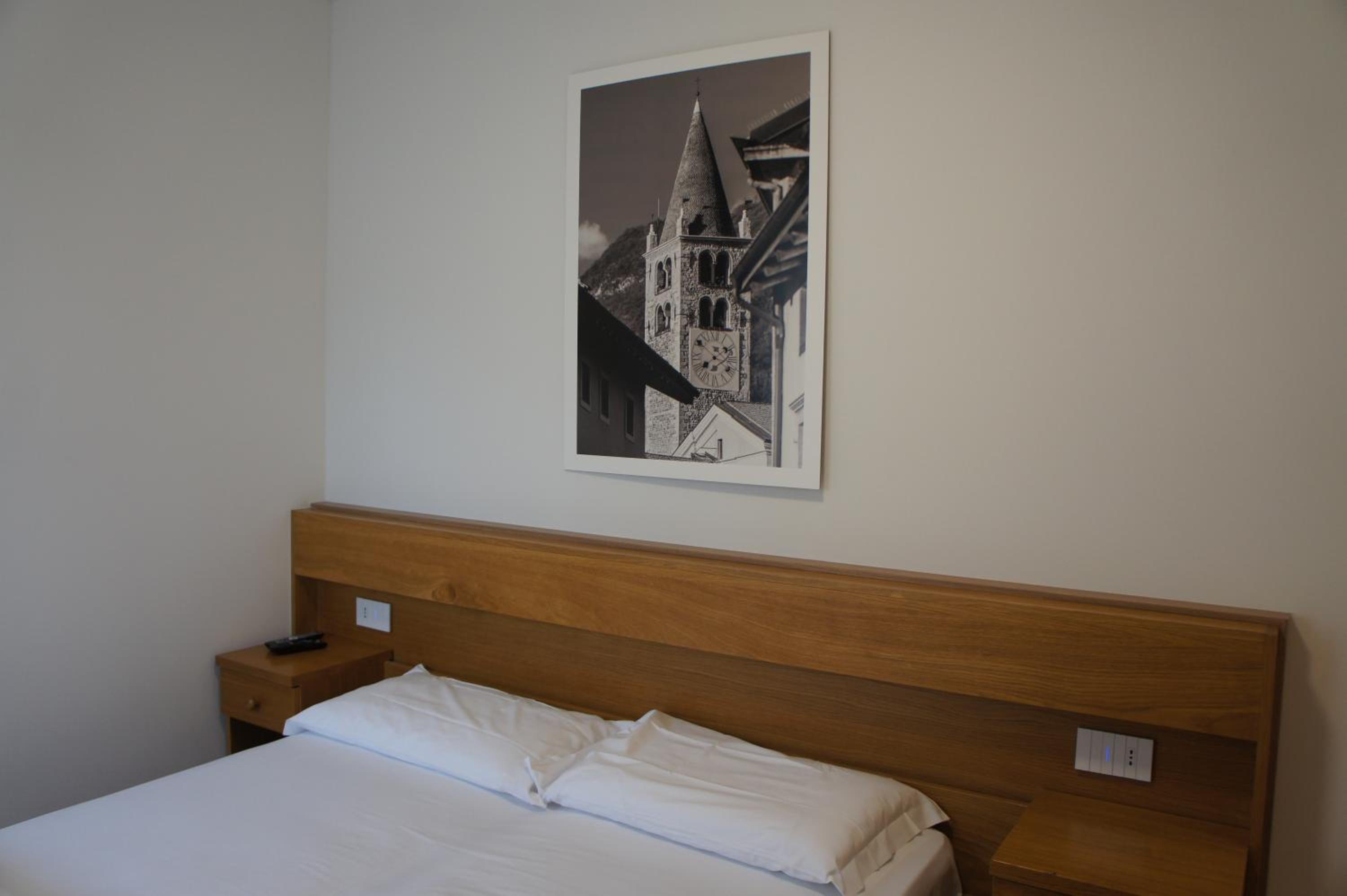 Quadruple Room with Private Bathroom - Photo 4