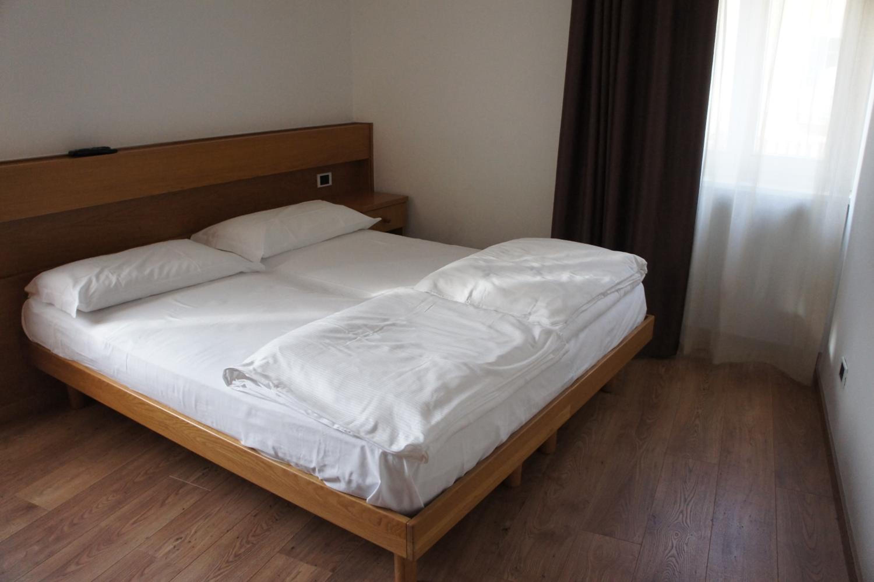 Triple Room - Photo 7
