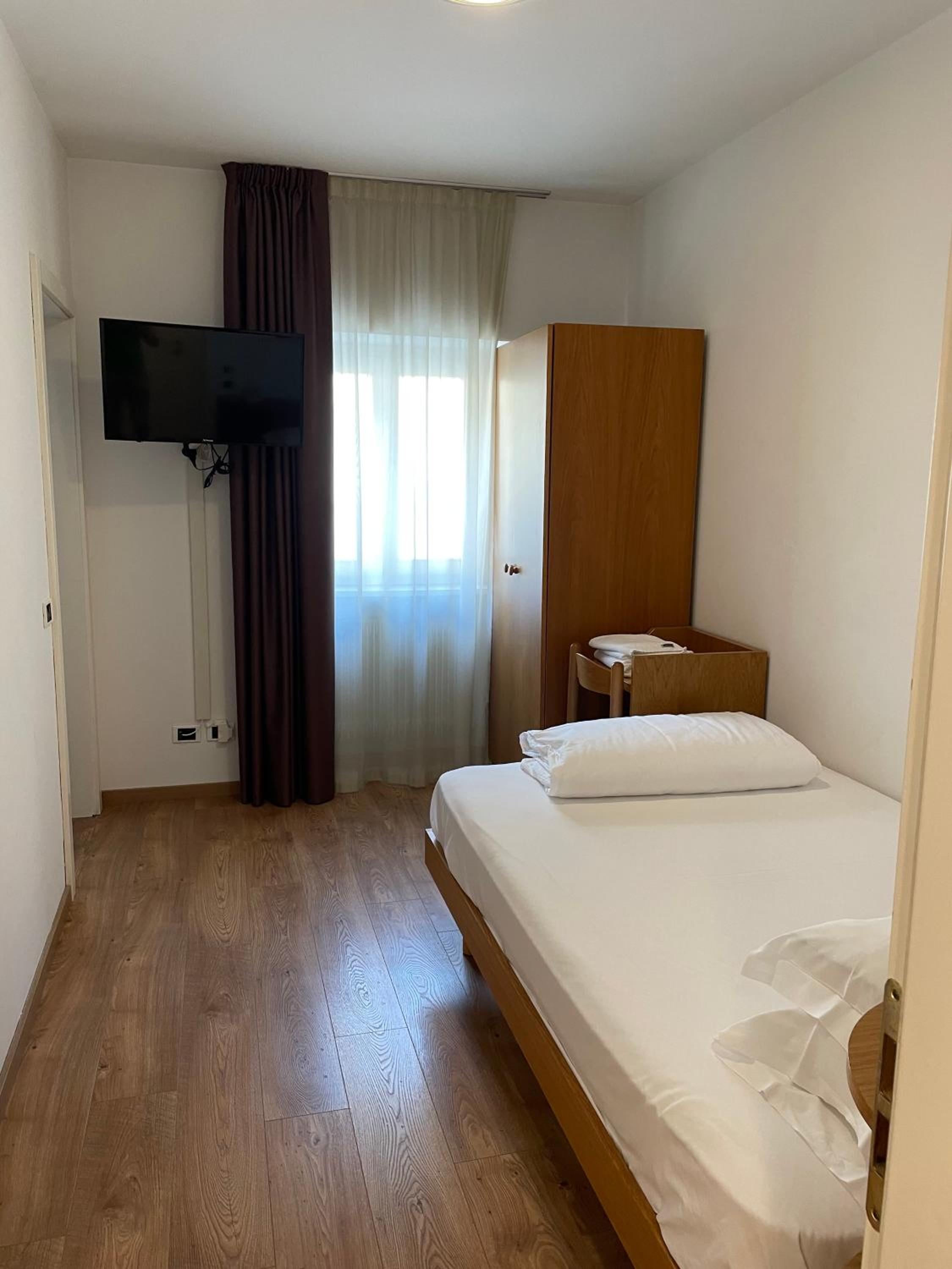 Single Room photo 1