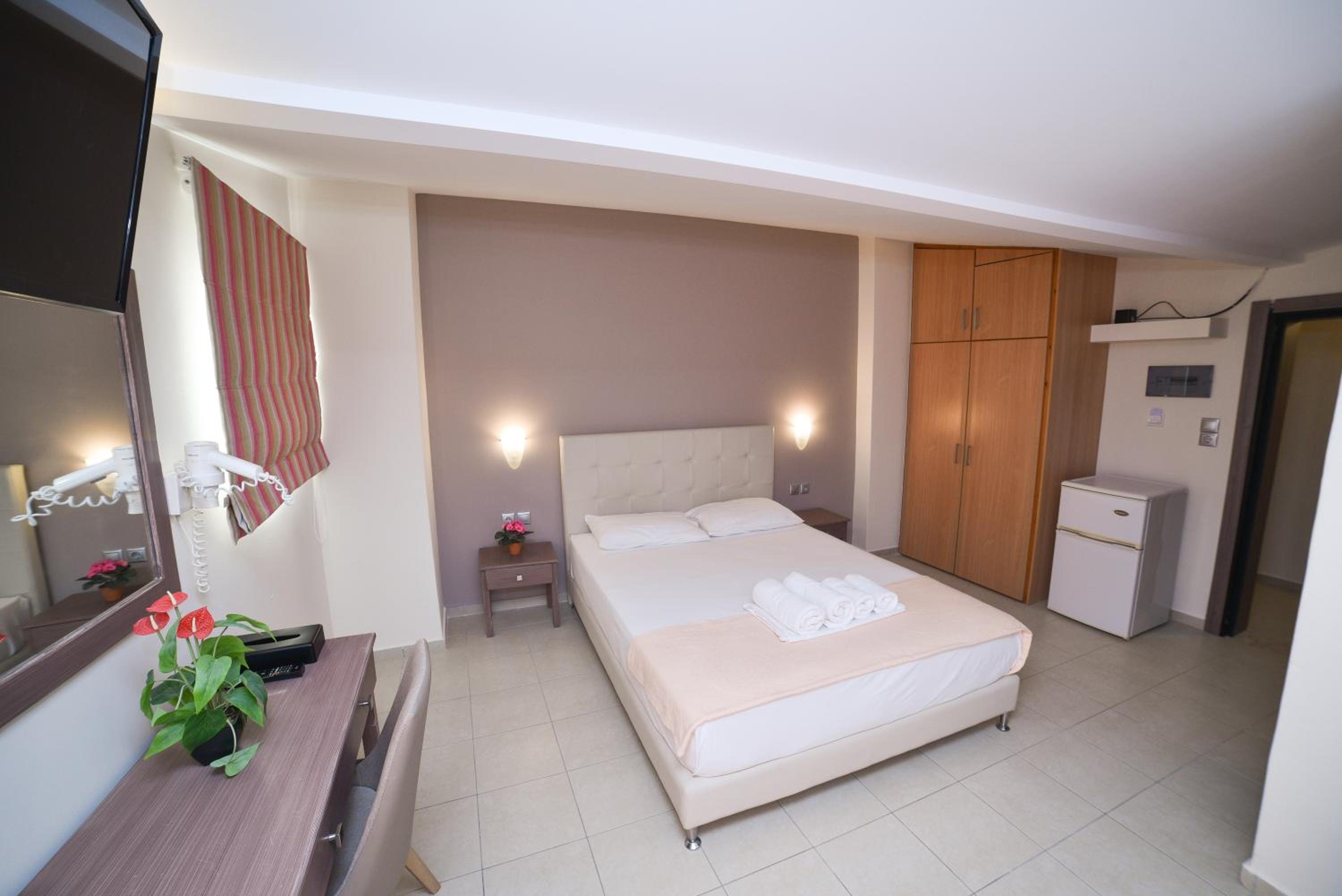 Apartment - Ground Floor photo 1