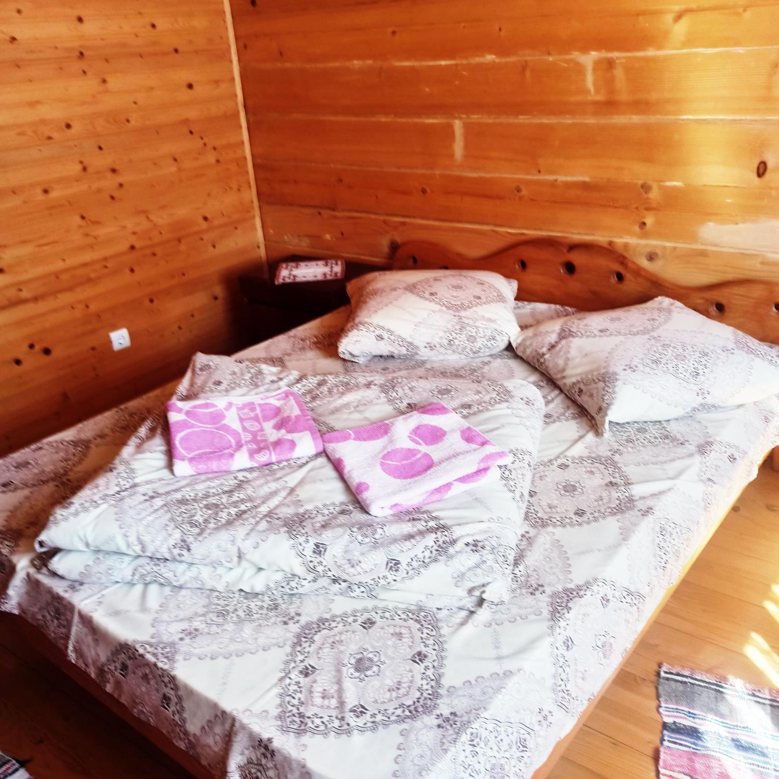 Budget Double Room photo 3
