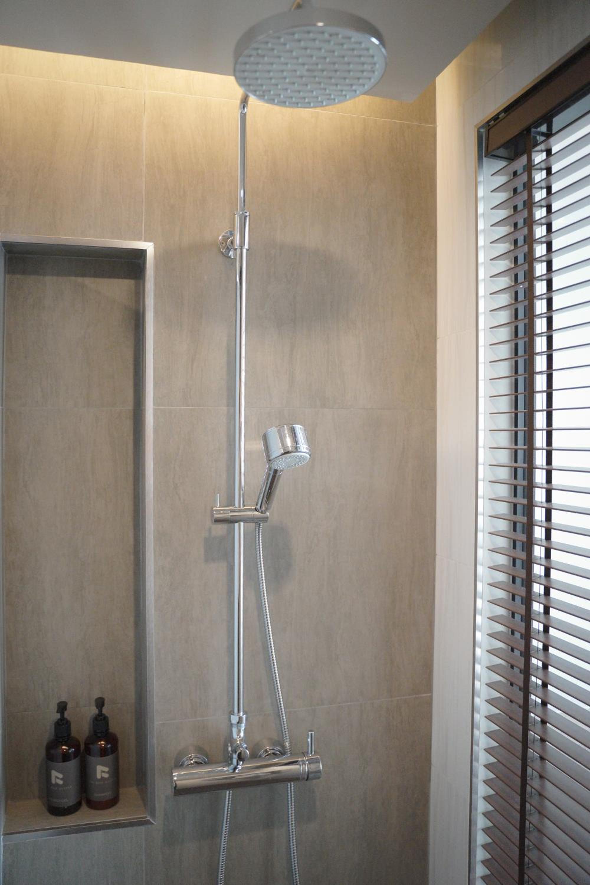 Deluxe Twin Room - Photo 11