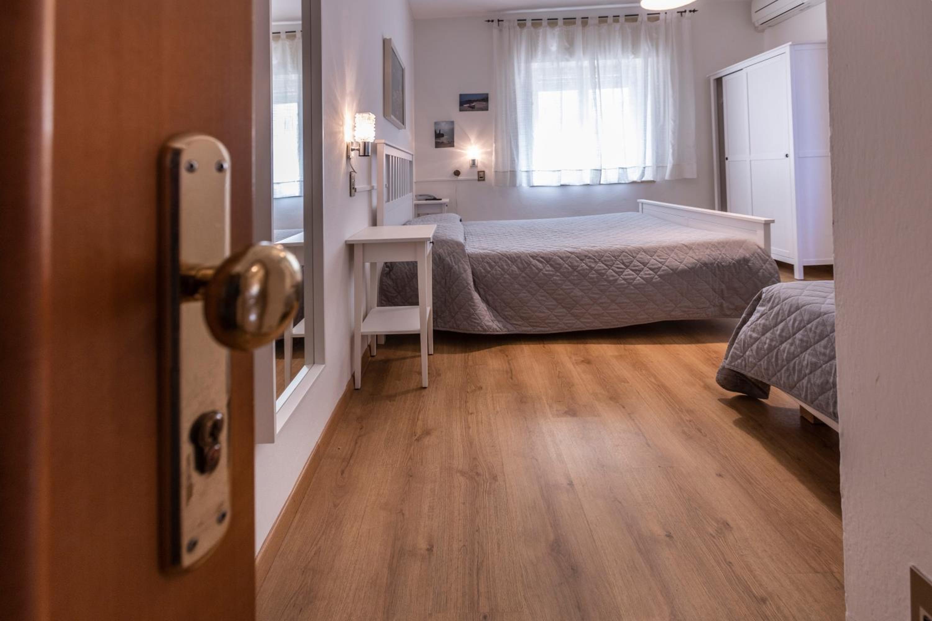 Superior Quadruple Room photo 2