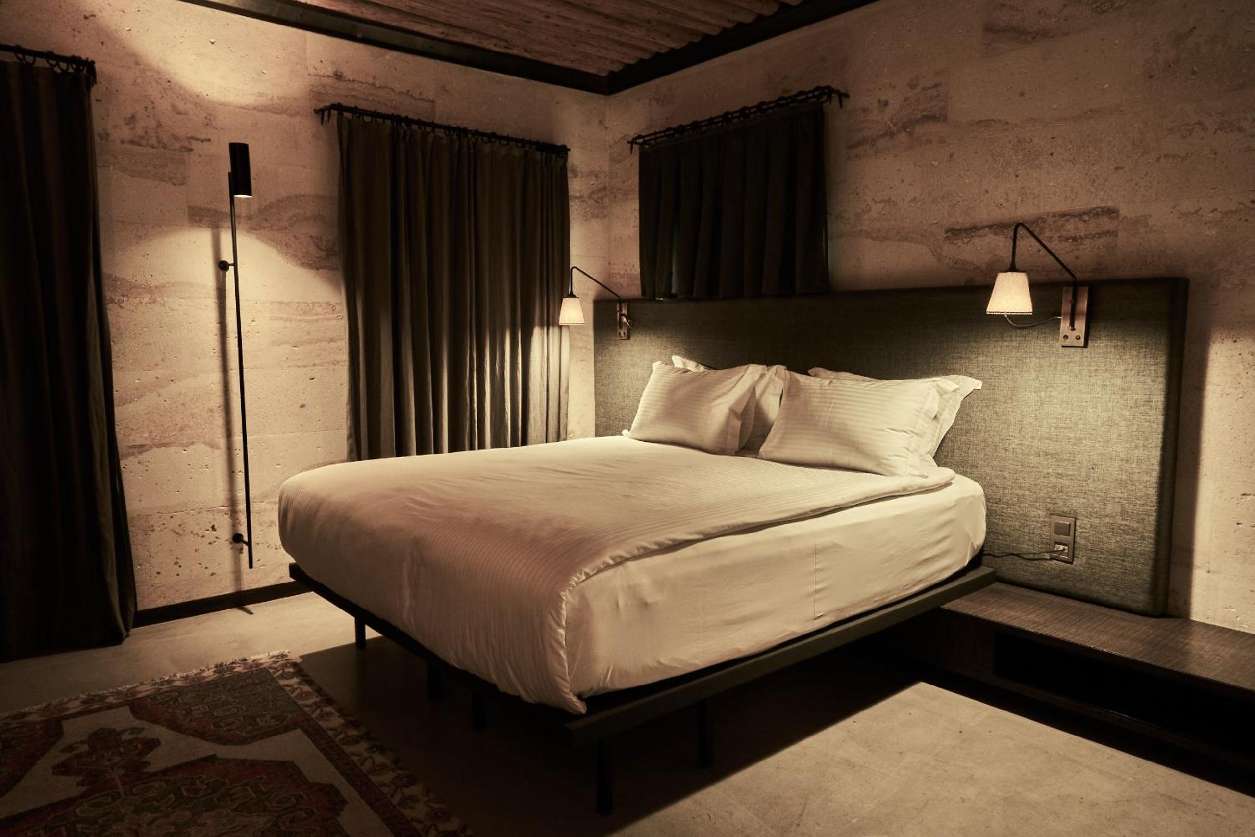 Stone Deluxe Room - Photo 7