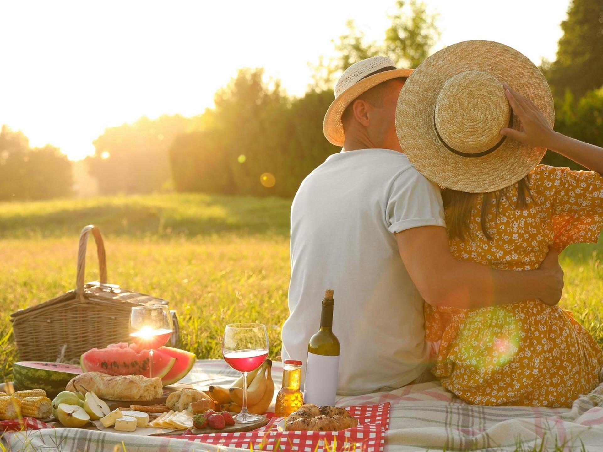 Summer Picnic Package - Deluxe King