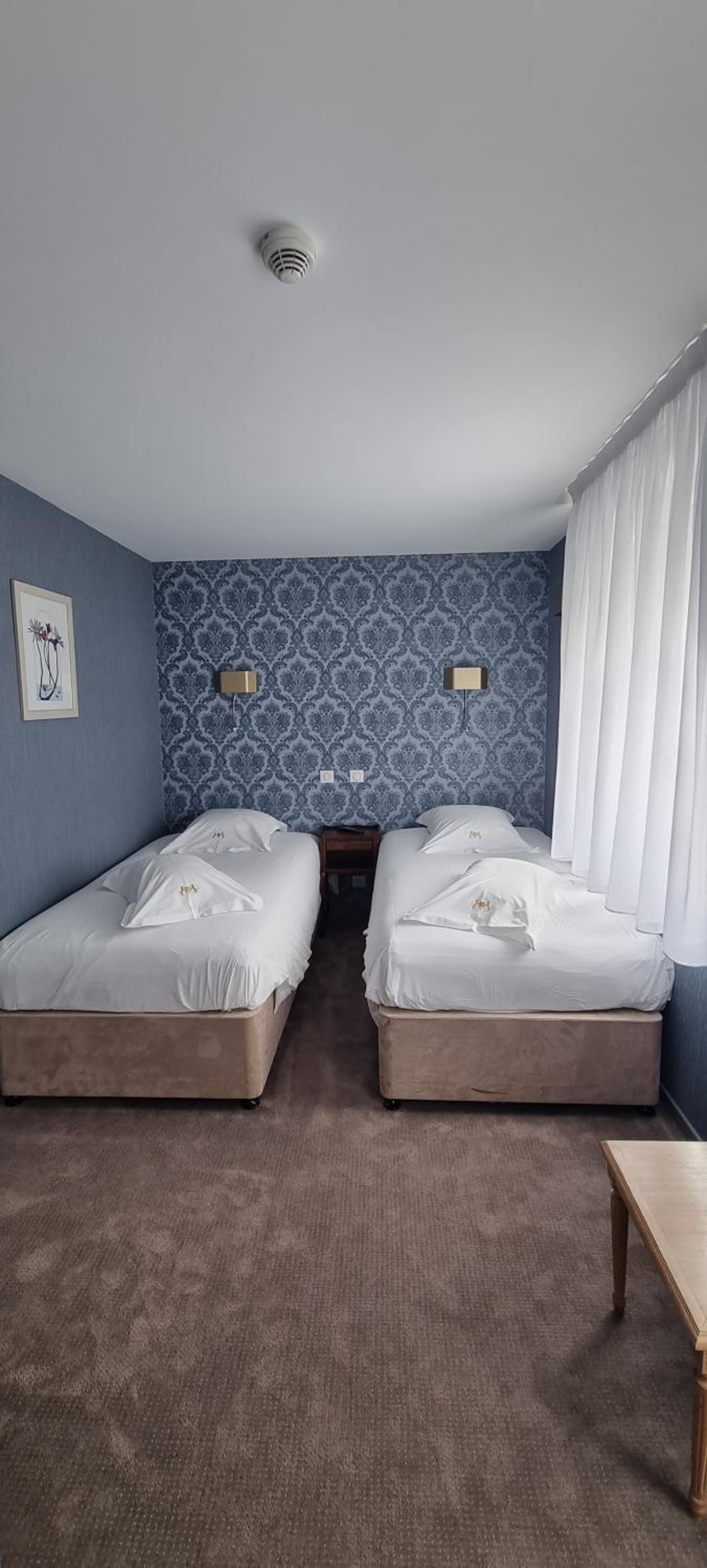 Superior King Suite - Photo 2