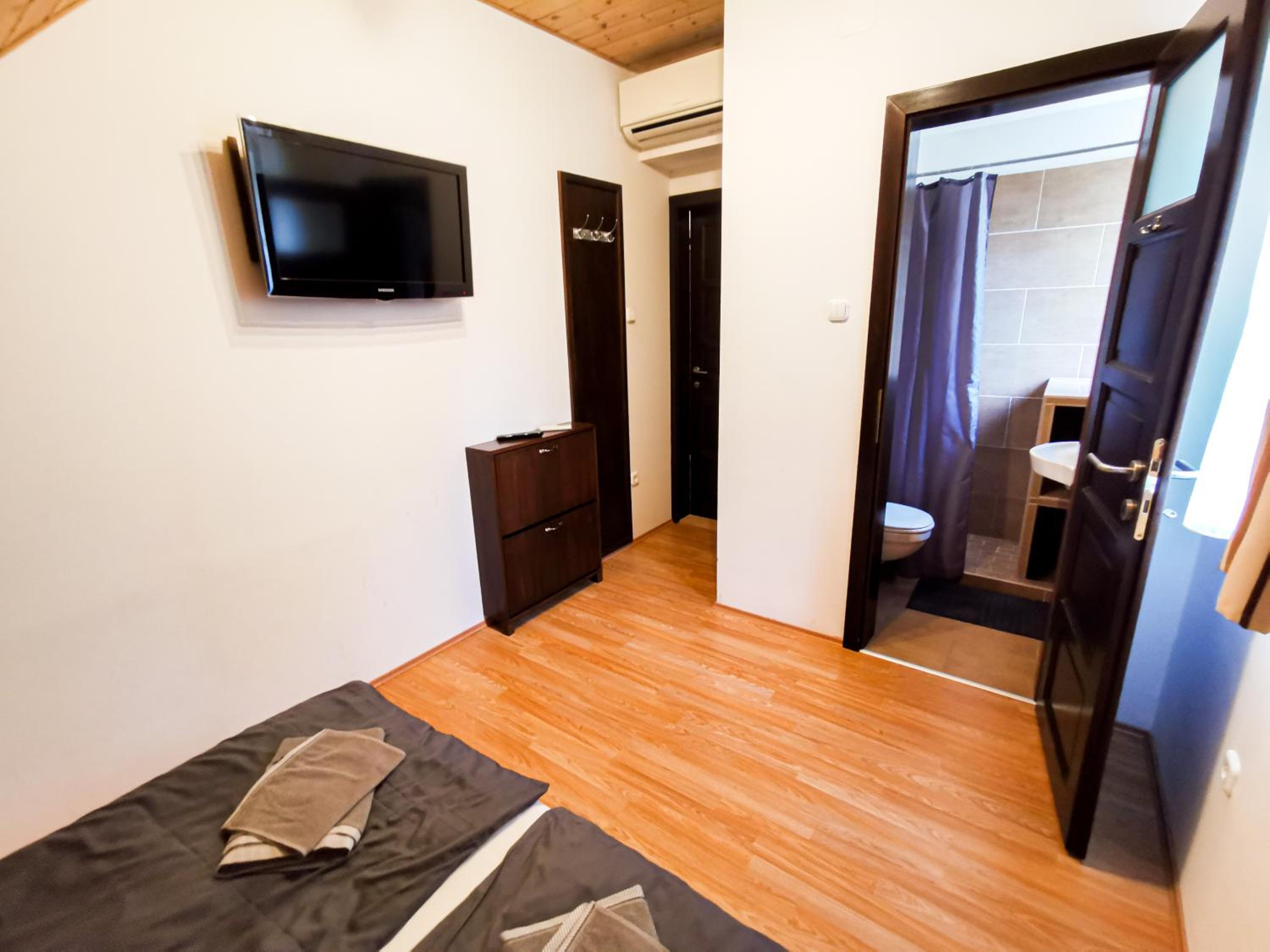 Standard Double or Twin Room with Garden View photo 3