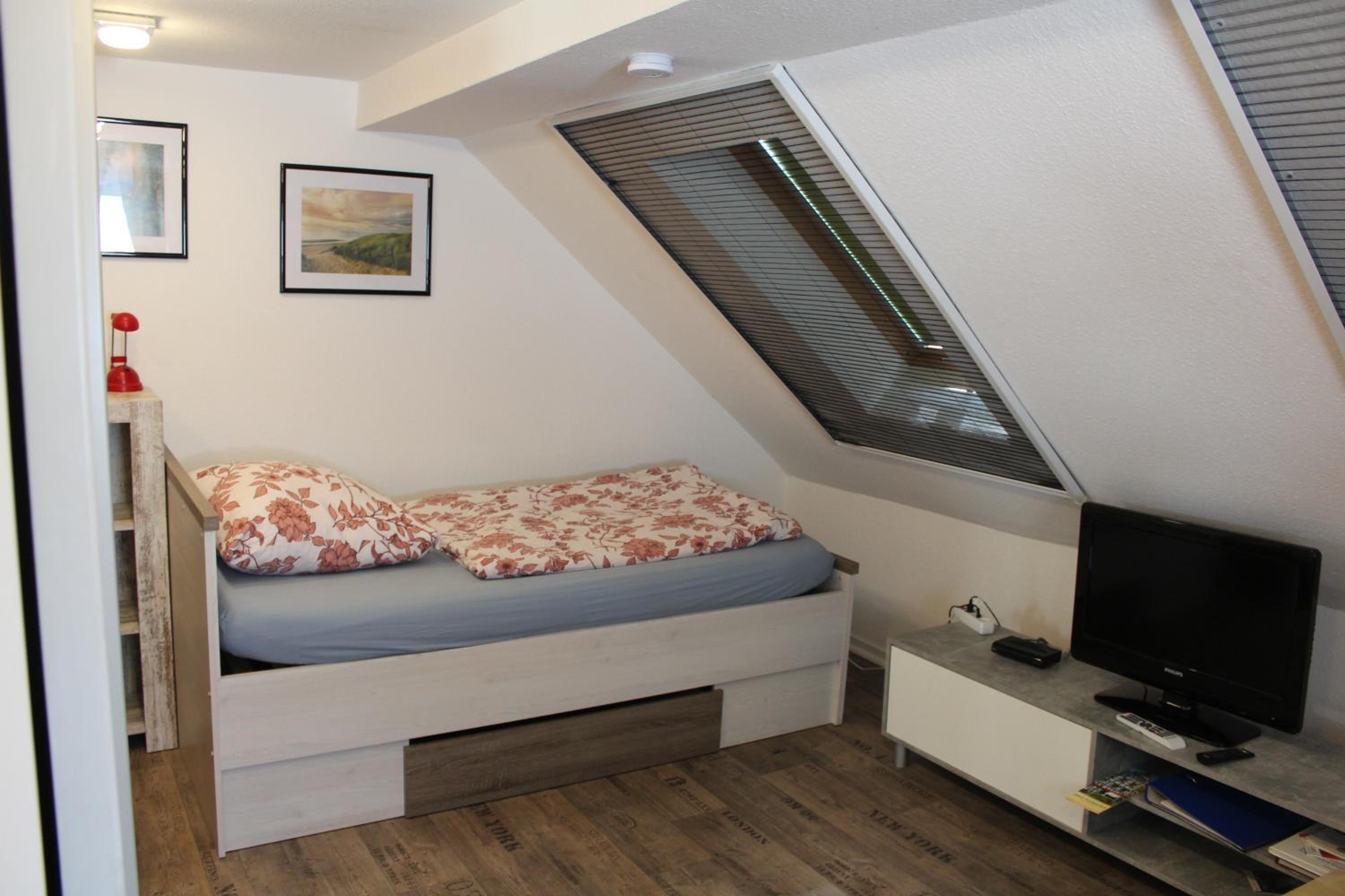 Studio Apartment photo 3