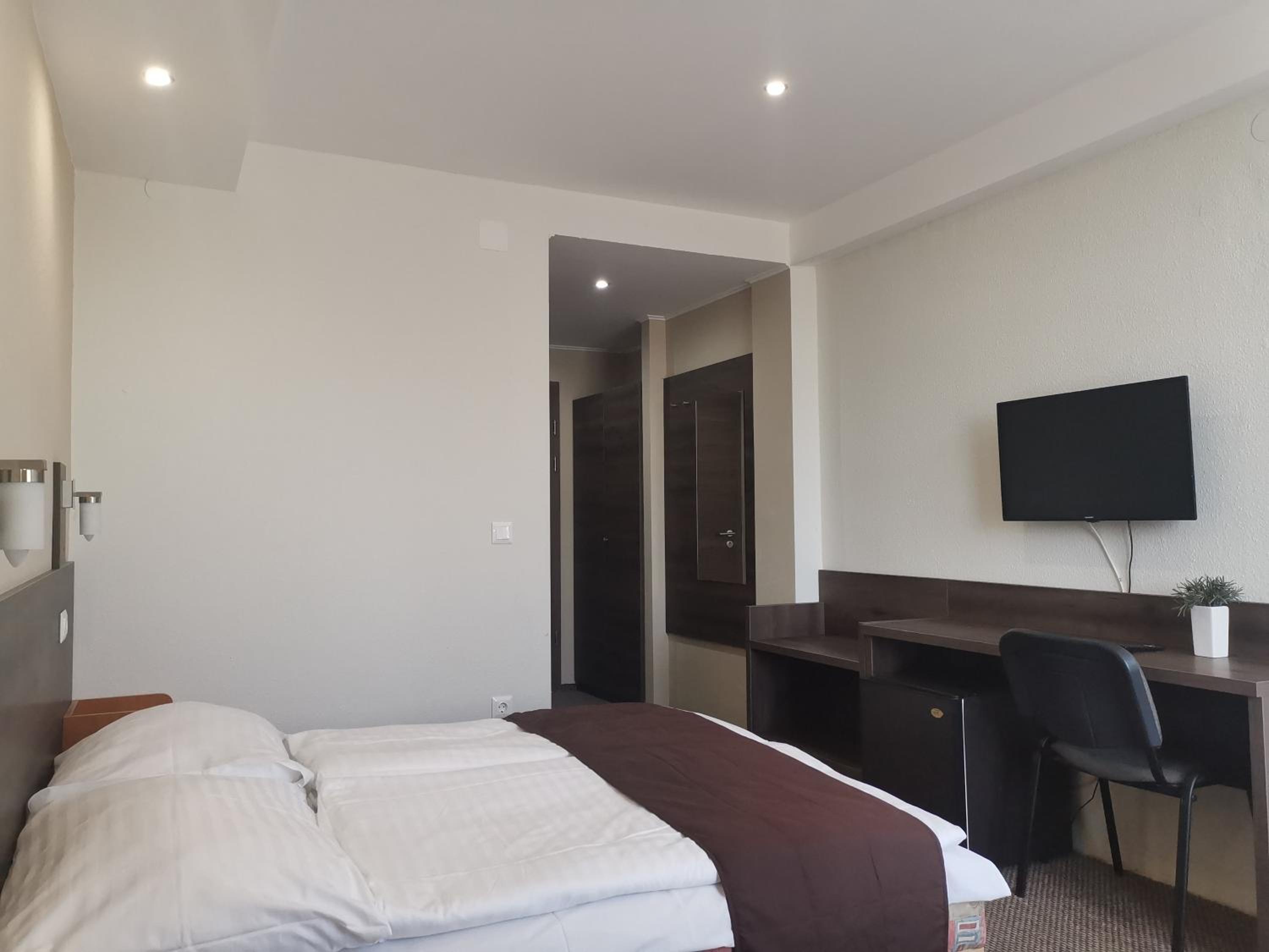 Twin Room with Terrace photo 1