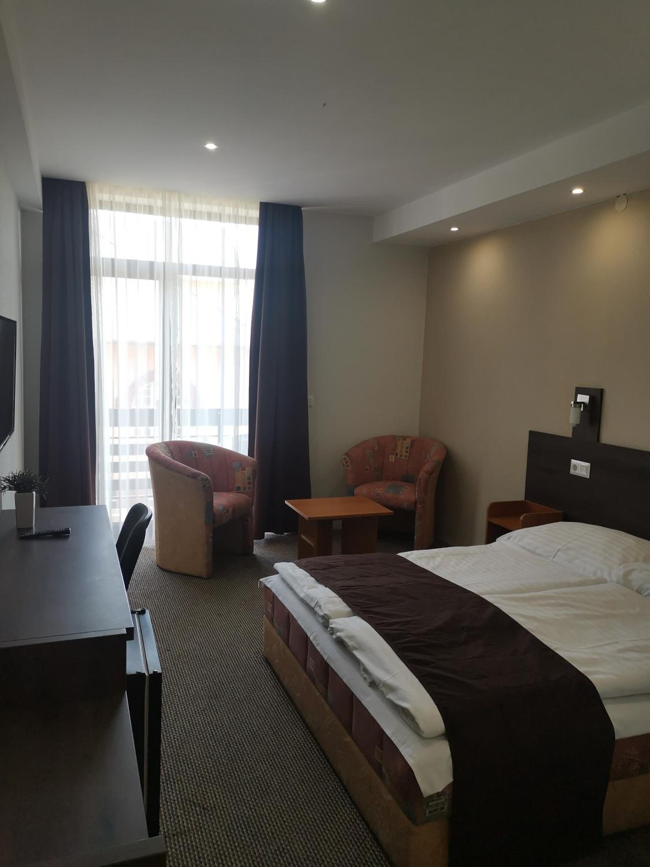 Twin Room with Terrace photo 2