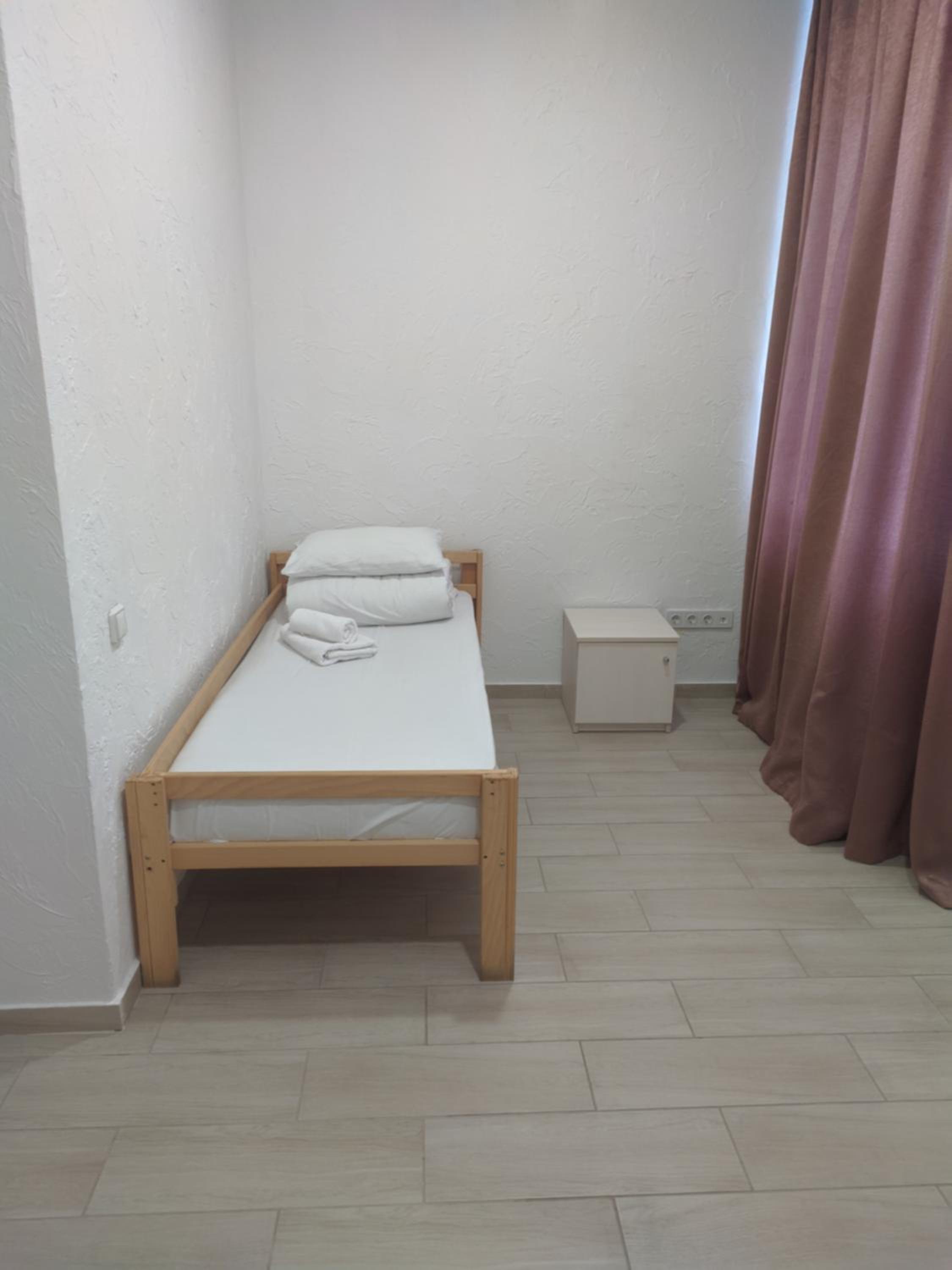 Single Room With Shared Bathroom