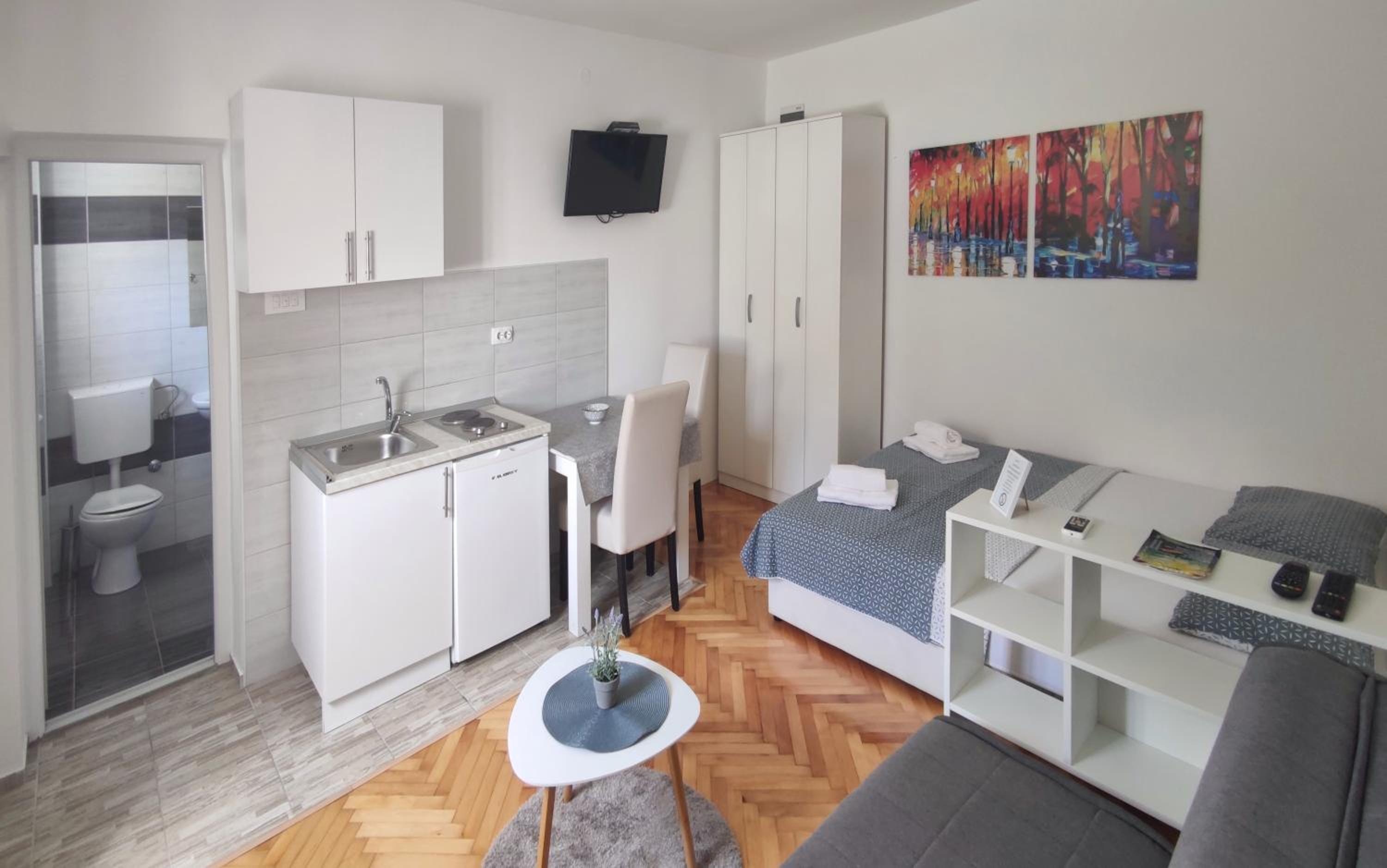 Standard Apartment