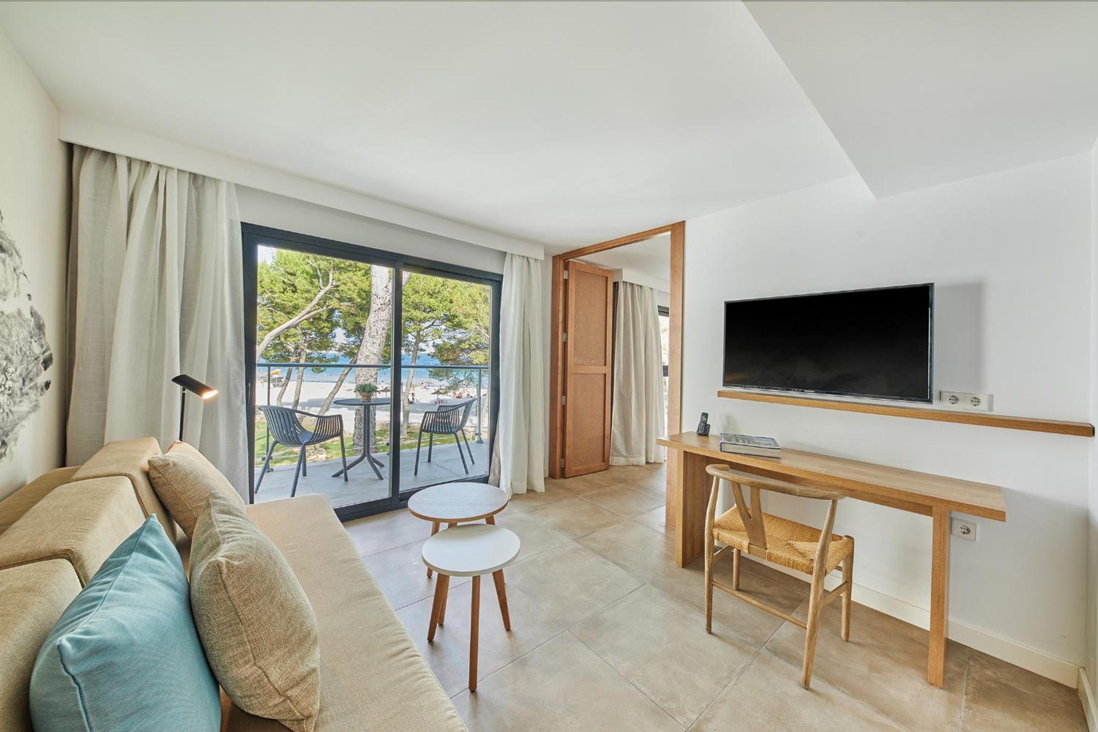 Suite Junior con vista al mar. Suite Junior con vista al mar.