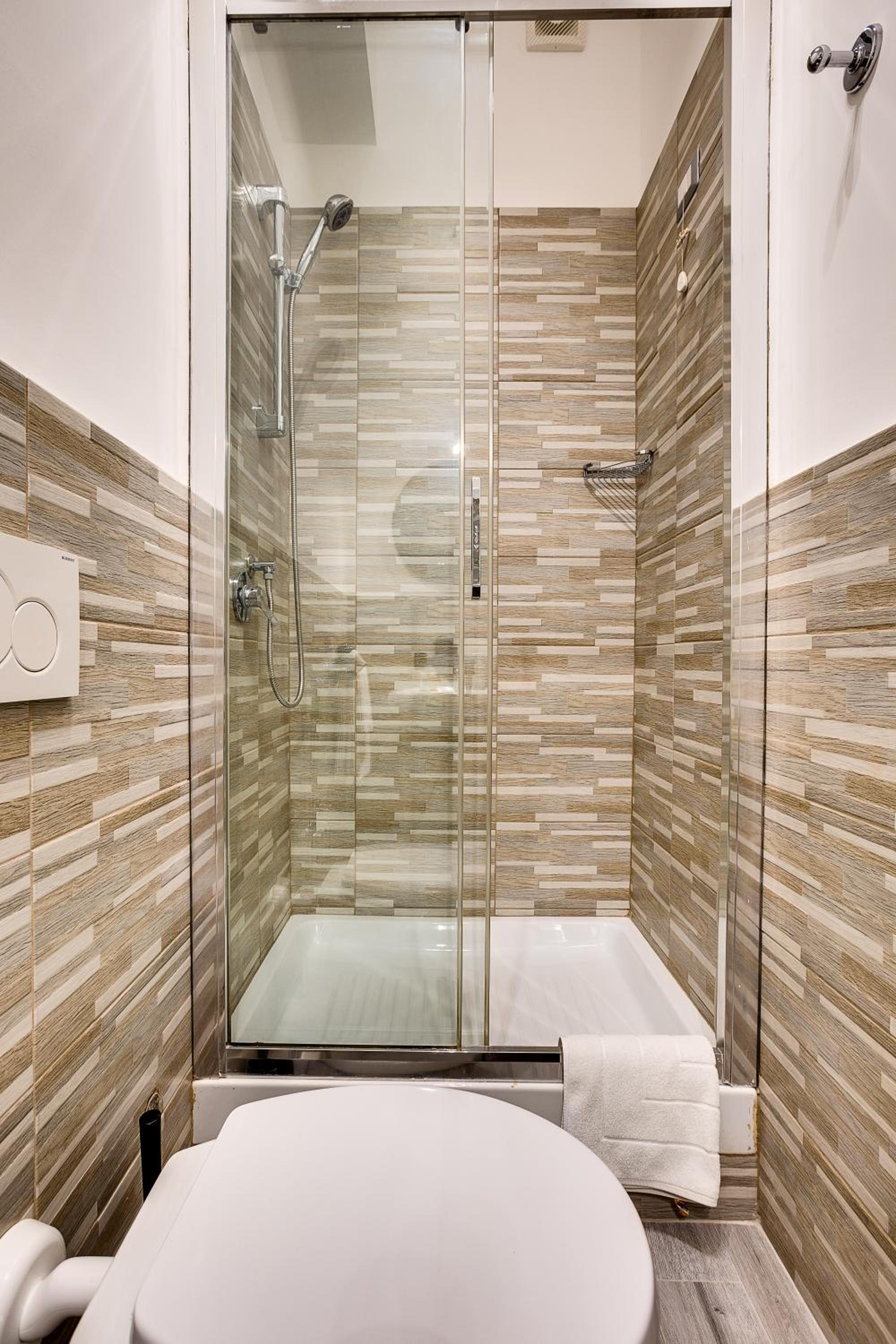 Triple Room with Private Bathroom photo 2