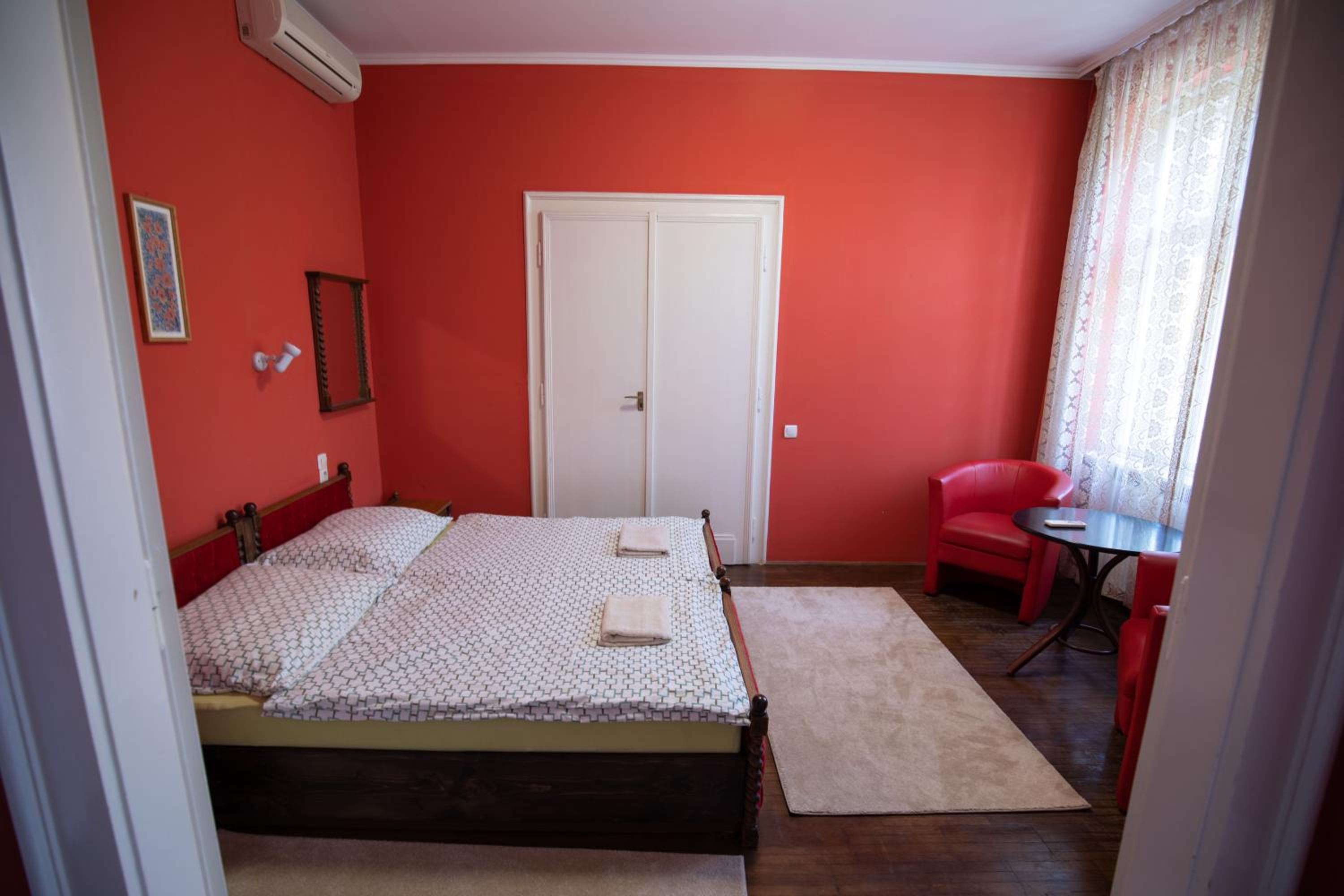 Standard Double or Twin Room photo 2