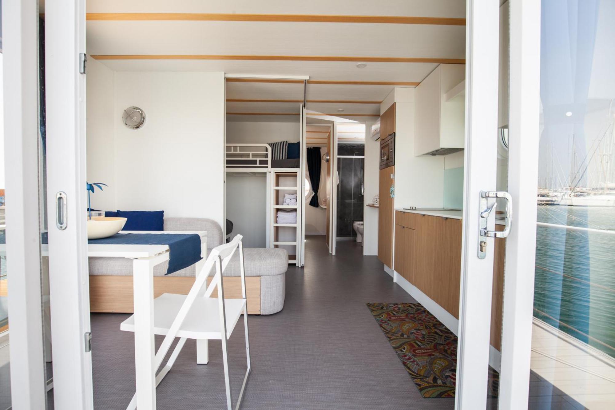 Mobile Home - Photo 41