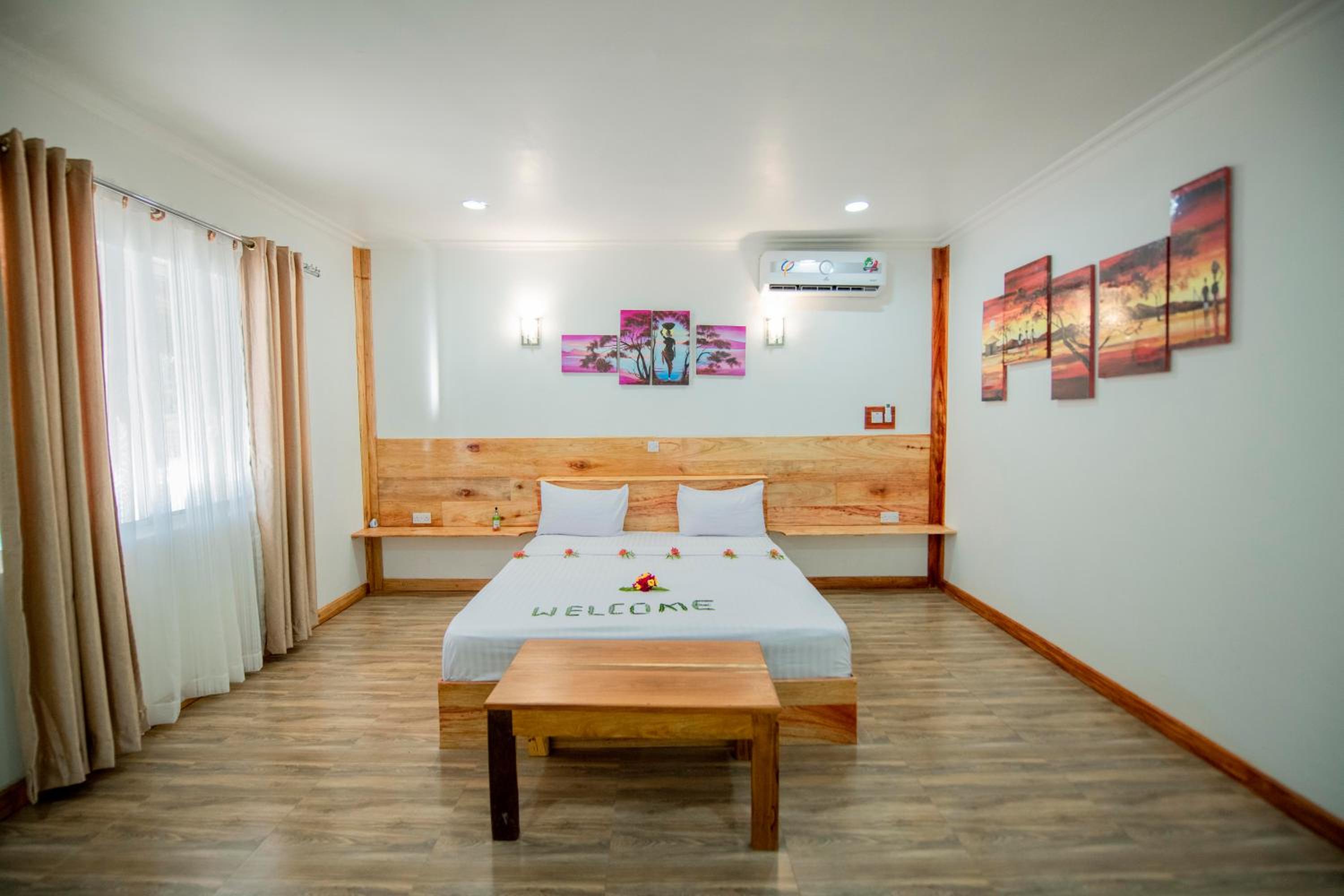 Comfort Quadruple Room - Photo 14