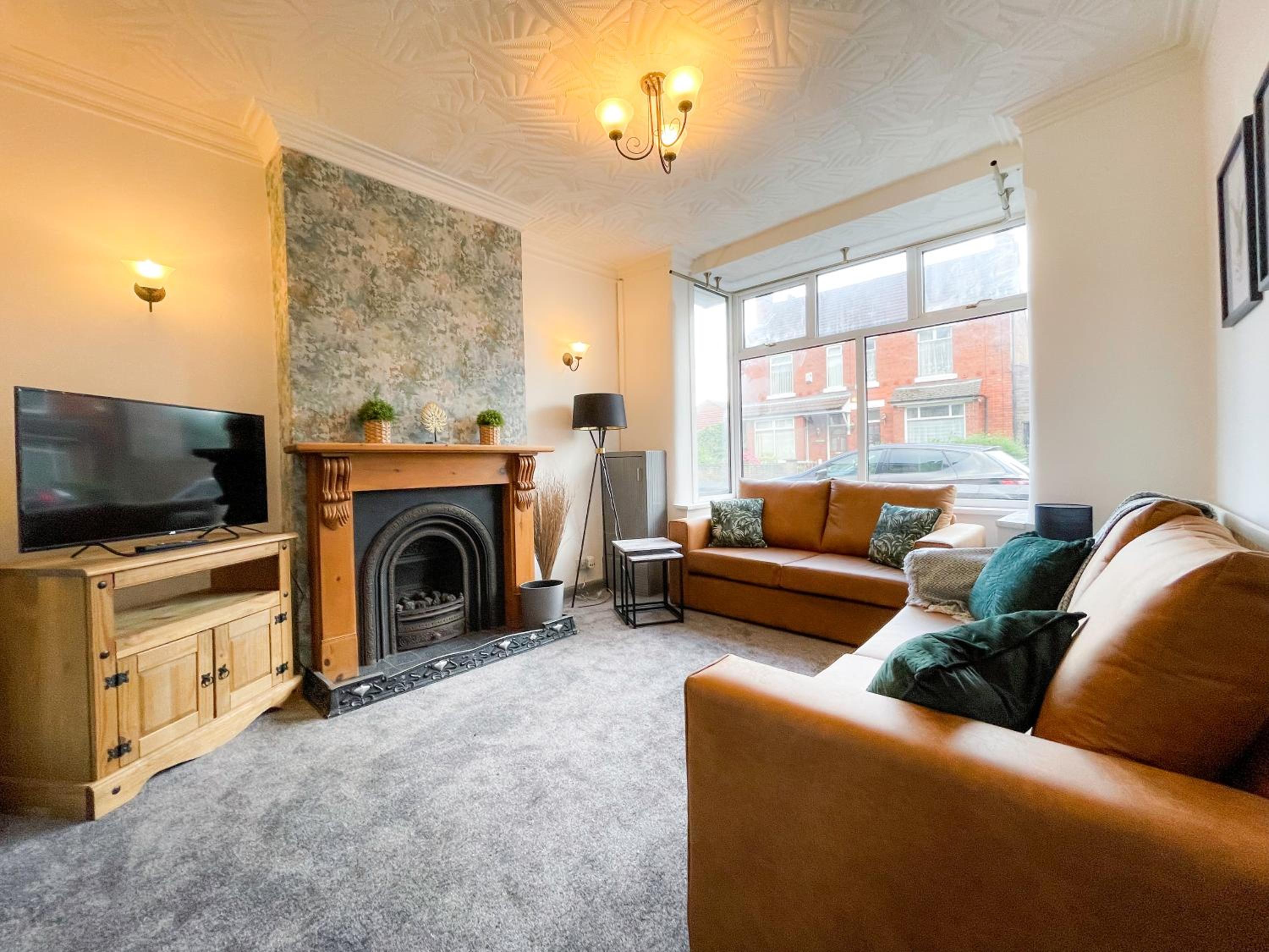 Four-Bedroom House photo 1